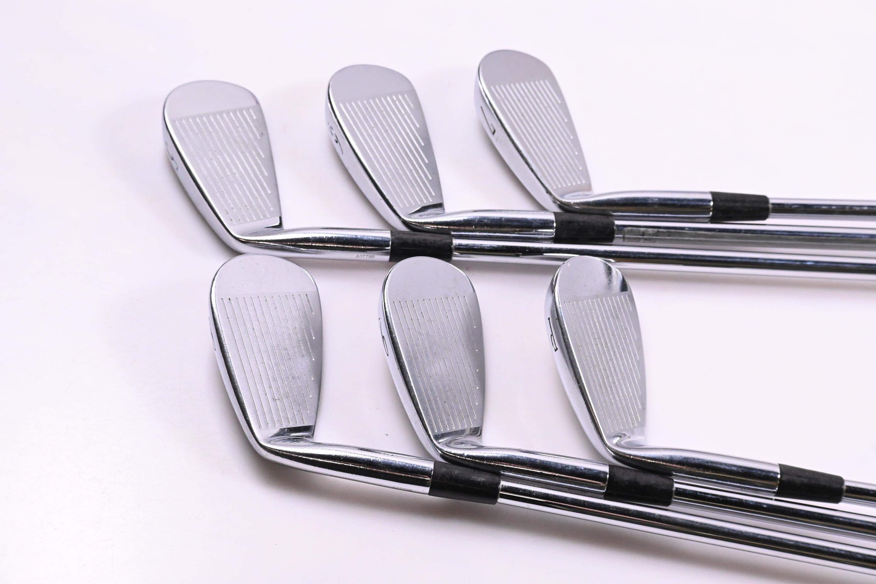 Mizuno MP-32 Irons / 5-PW / Stiff Flex Dynamic Gold S300 Shafts