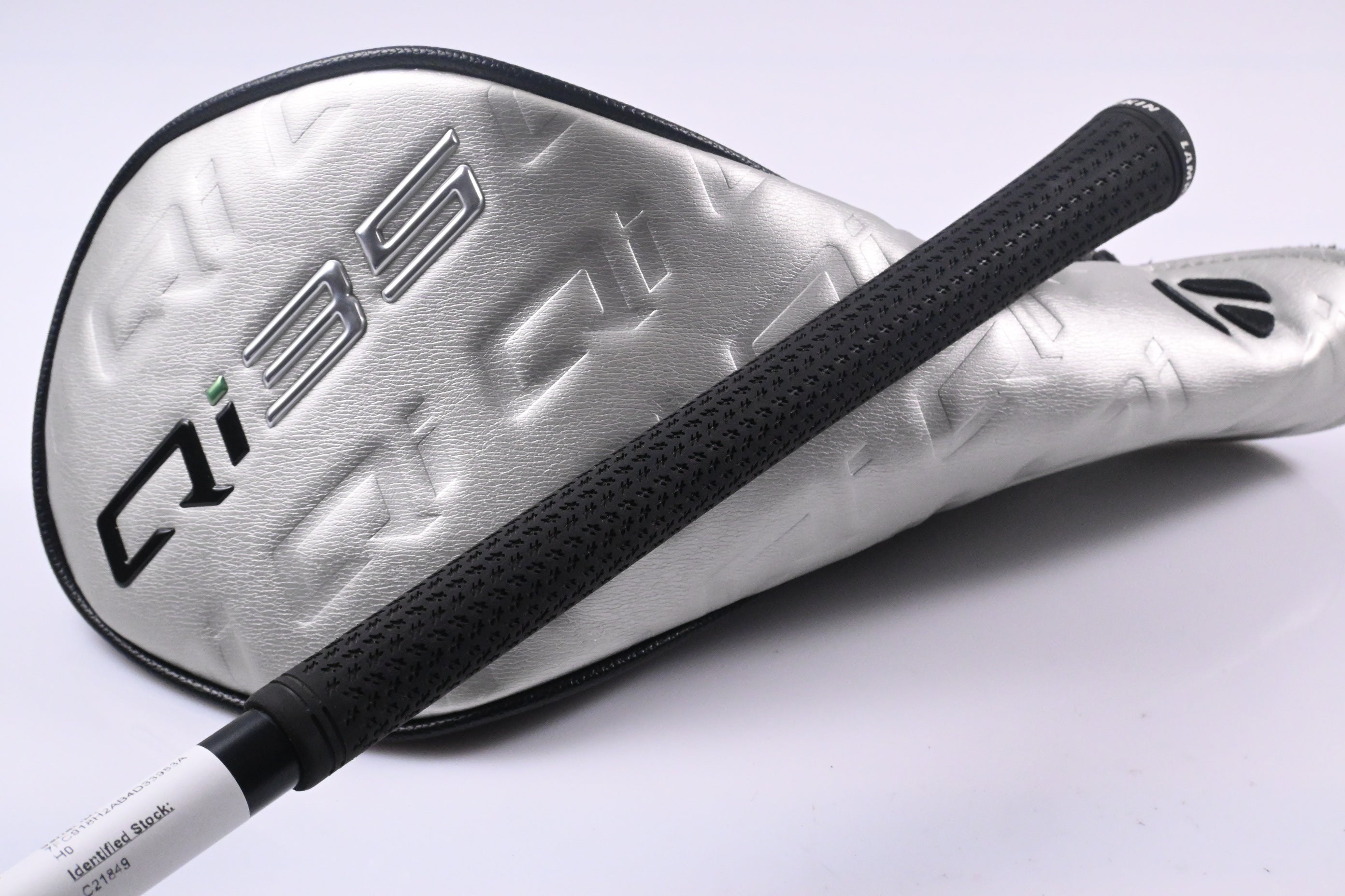 Taylormade Qi35 Driver / 10.5 Degree / X-Flex HZRDUS Black Gen 5 60 Shaft