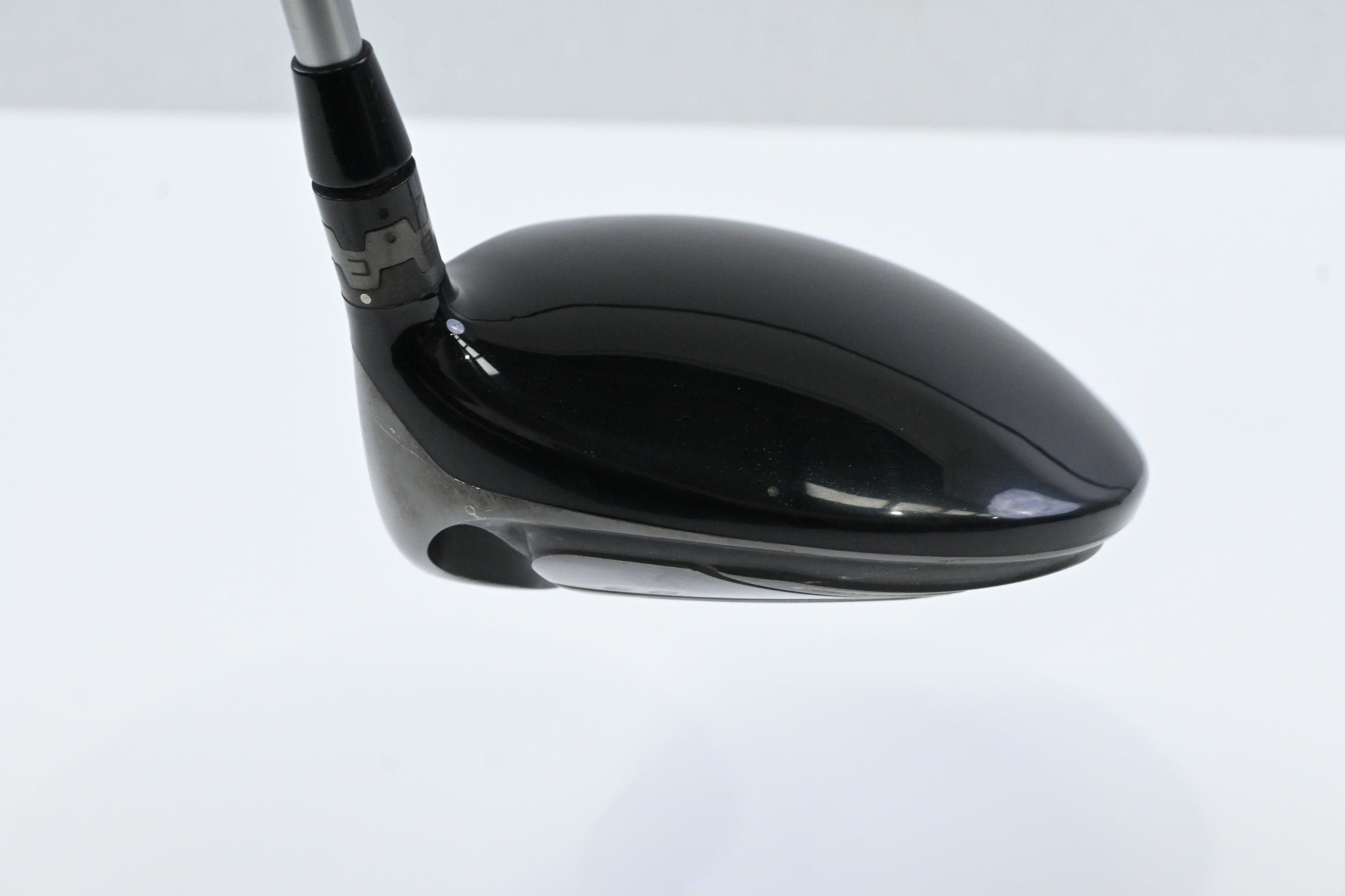 Titleist 915 D3 Driver / 9.5 Degree / X-Flex Fujikura Fujikura Rombax Shaft