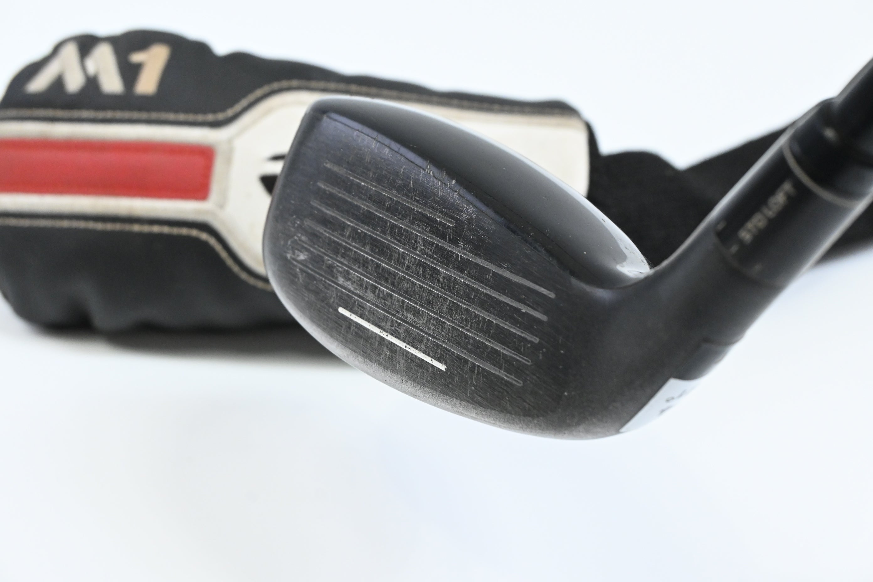 Taylormade M1 2016 #4 Hybrid / 21 Degree / Regular Flex Fujikura Pro 80 Shaft