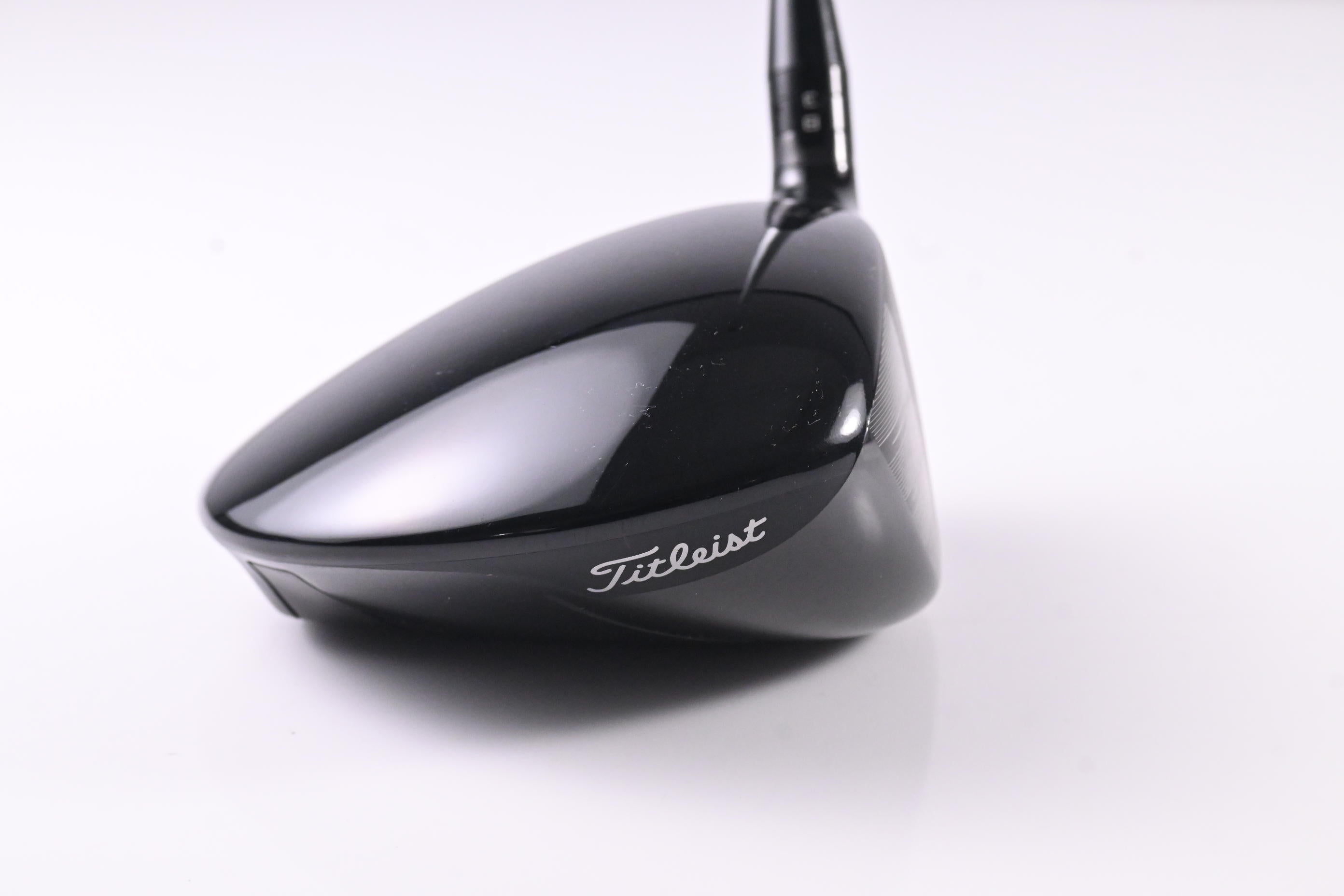 Titleist TSR2 Driver / 8 Degree / Regular Flex Fujikura Air Speeder 40 Shaft