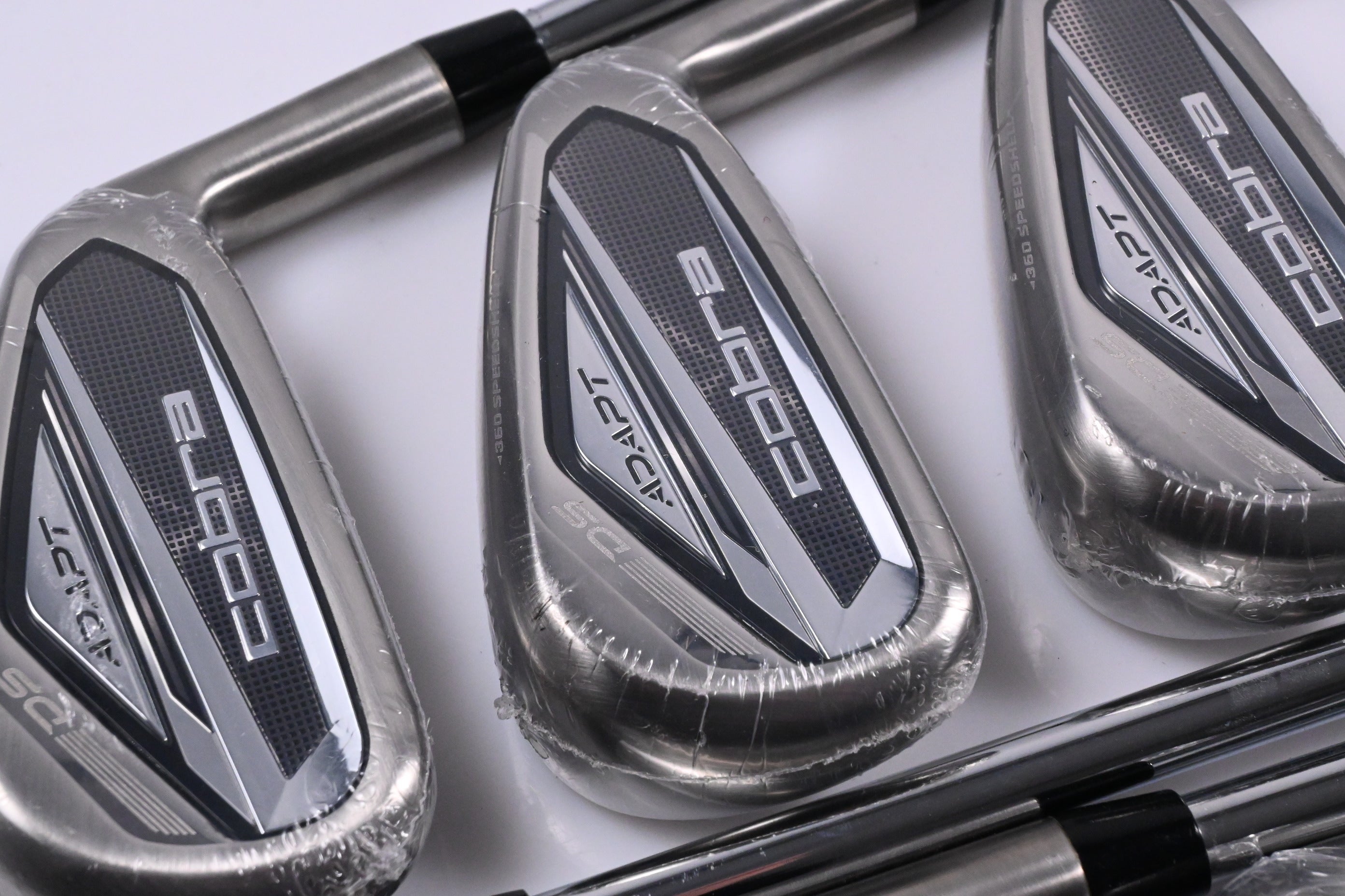 Cobra DS-Adapt Irons / 4-PW / Regular Flex KBS Tour Lite Shafts