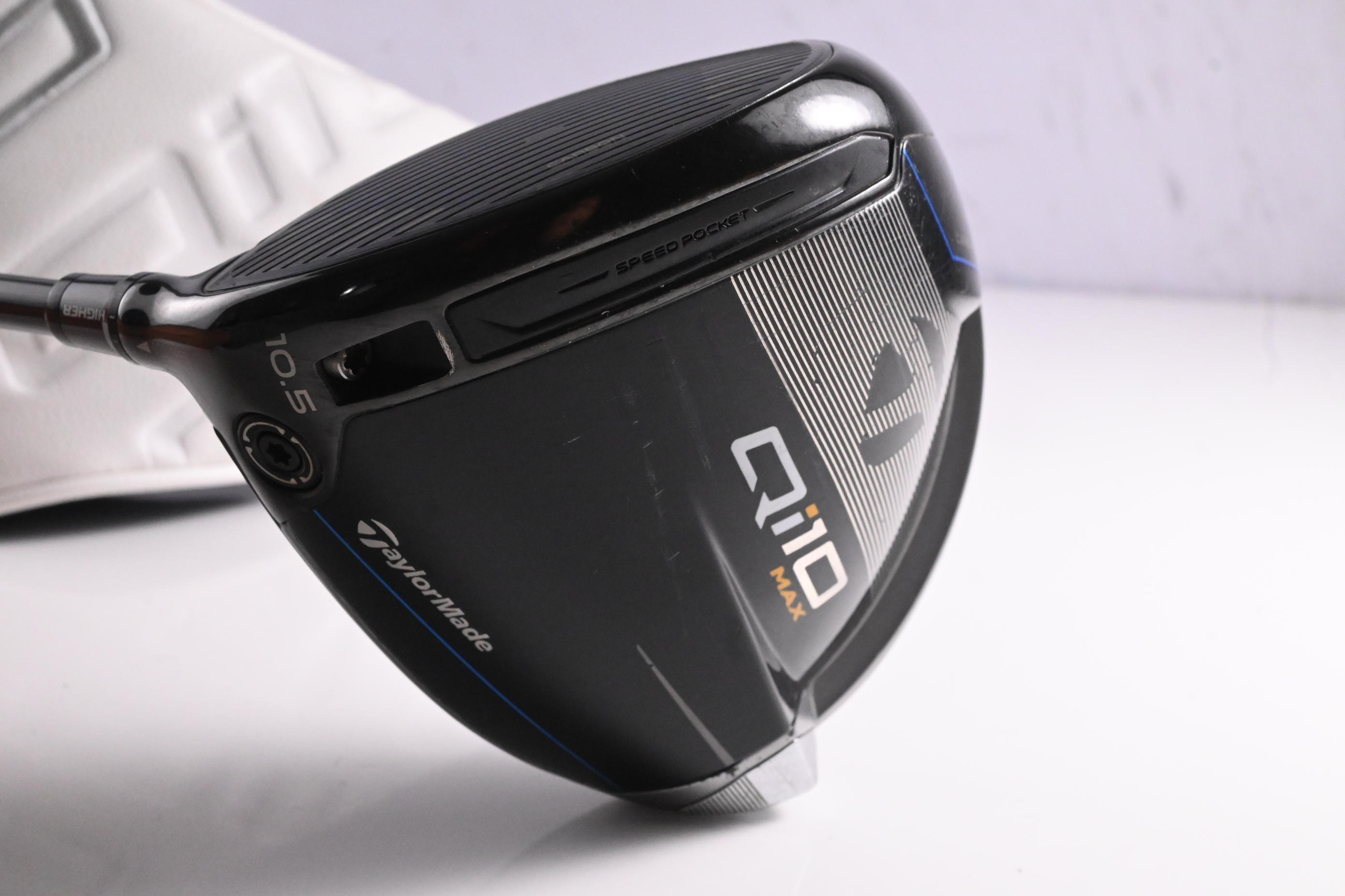 Left hand Taylormade Qi10 Max Driver / 10.5 Degree / Regular Flex Kai'li Red 60
