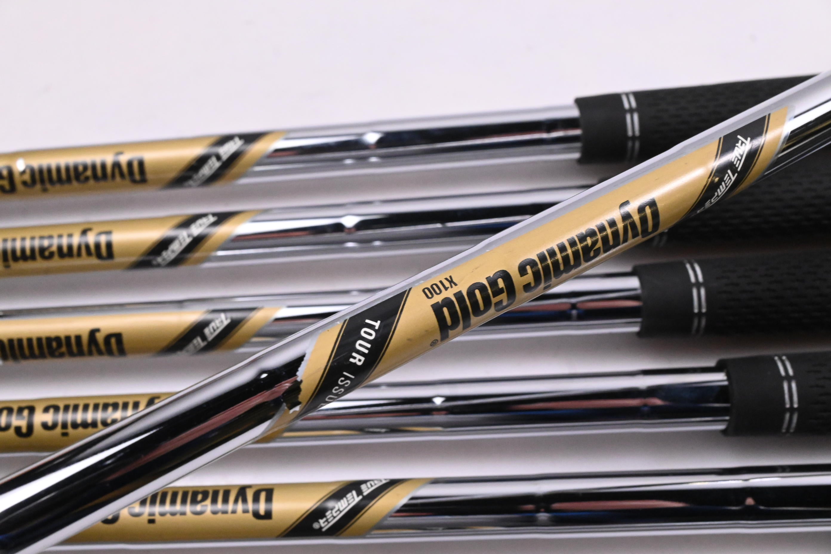 Titleist T100 S 2019 Irons / 4-PW / X-Flex Dynamic Gold X100 Shafts