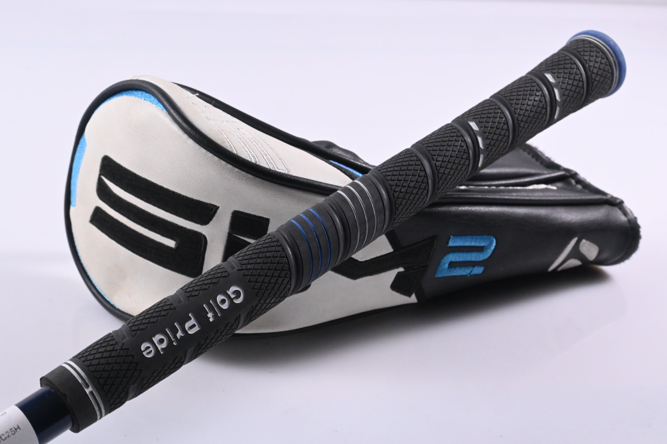 Taylormade SIM2 Max #5 Wood / 18 Degree / Regular Flex Ventus Blue 5 Shaft