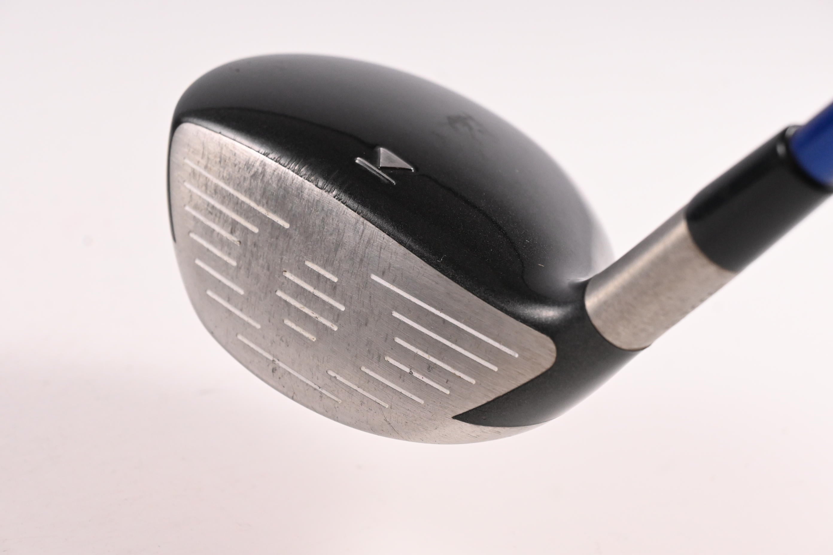 Titleist 904 F #5 Wood / 19 Degree / Stiff Flex Graphite Design YS-6 Shaft