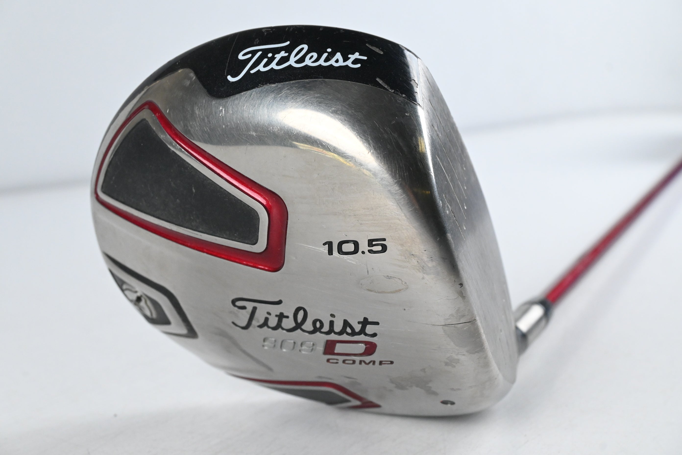 Titleist 909 D Comp Driver / 10.5 Degree / Regular Flex Matrix Ozik Xcon-5 Shaft