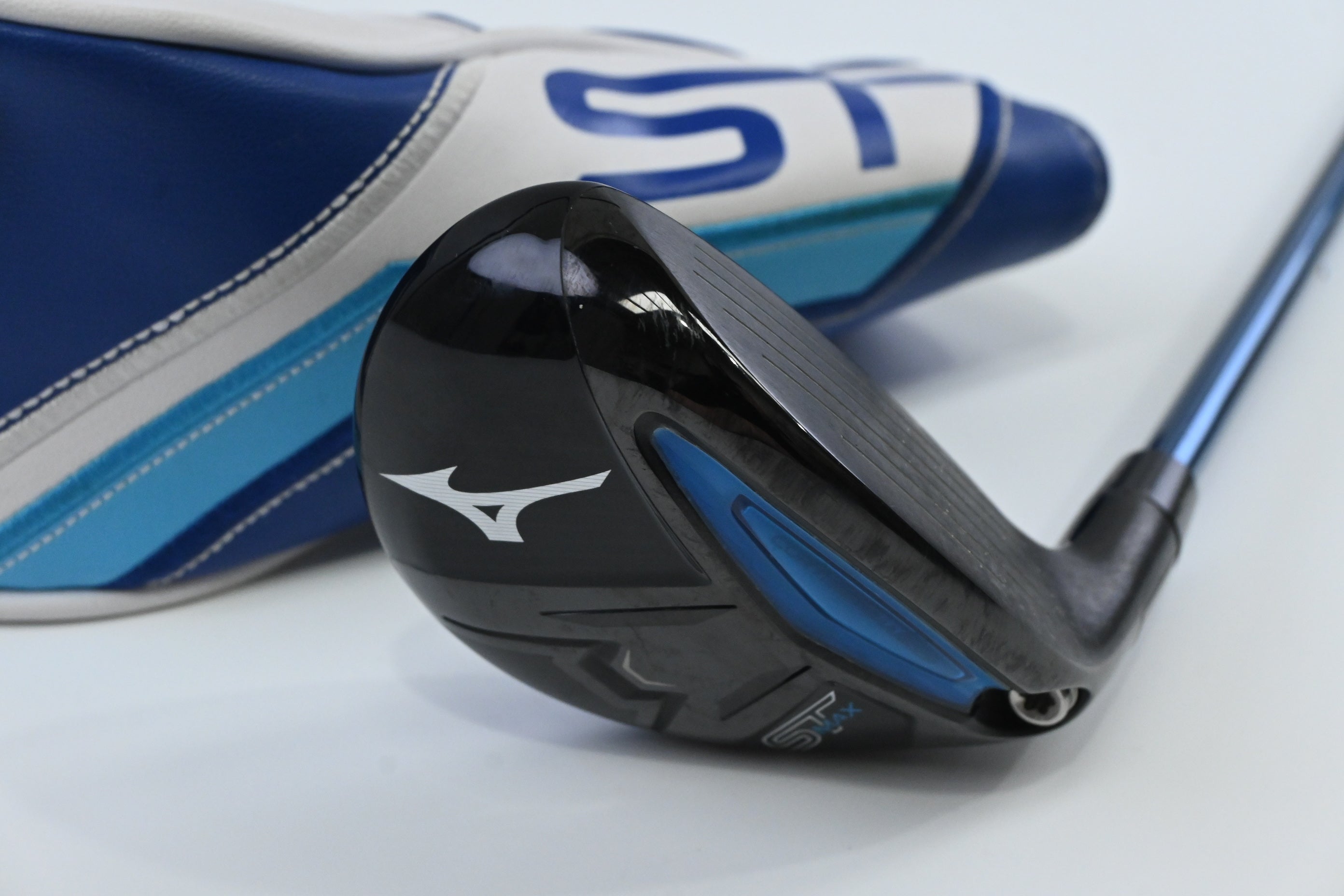 Mizuno ST-Max 230 #4 Hybrid / 22 Degree / Stiff Flex UST Lin-Q 75 Shaft