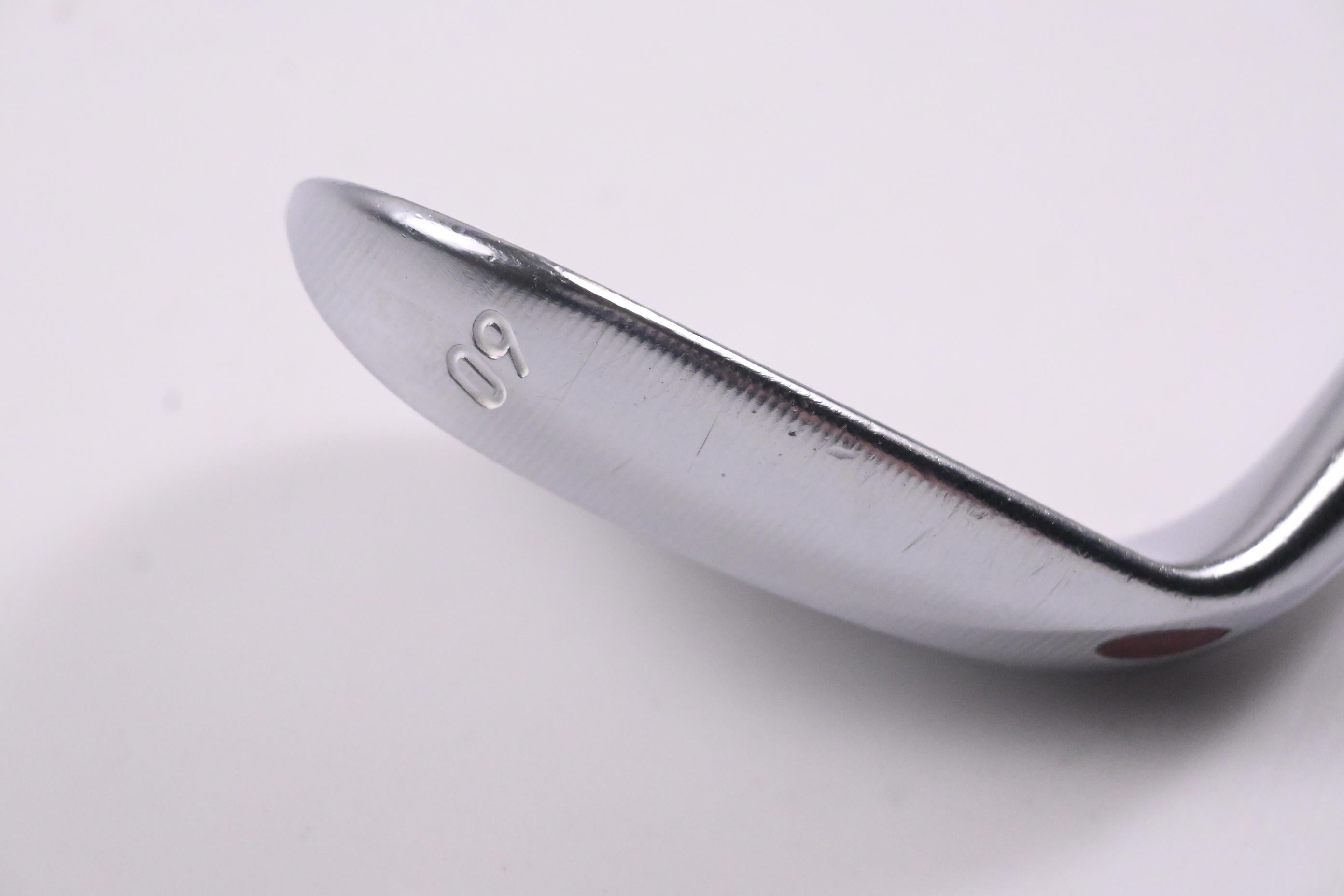 Taylormade Milled Grind Lob Wedge / 60 Degree / Wedge Flex Dynamic Gold Shaft