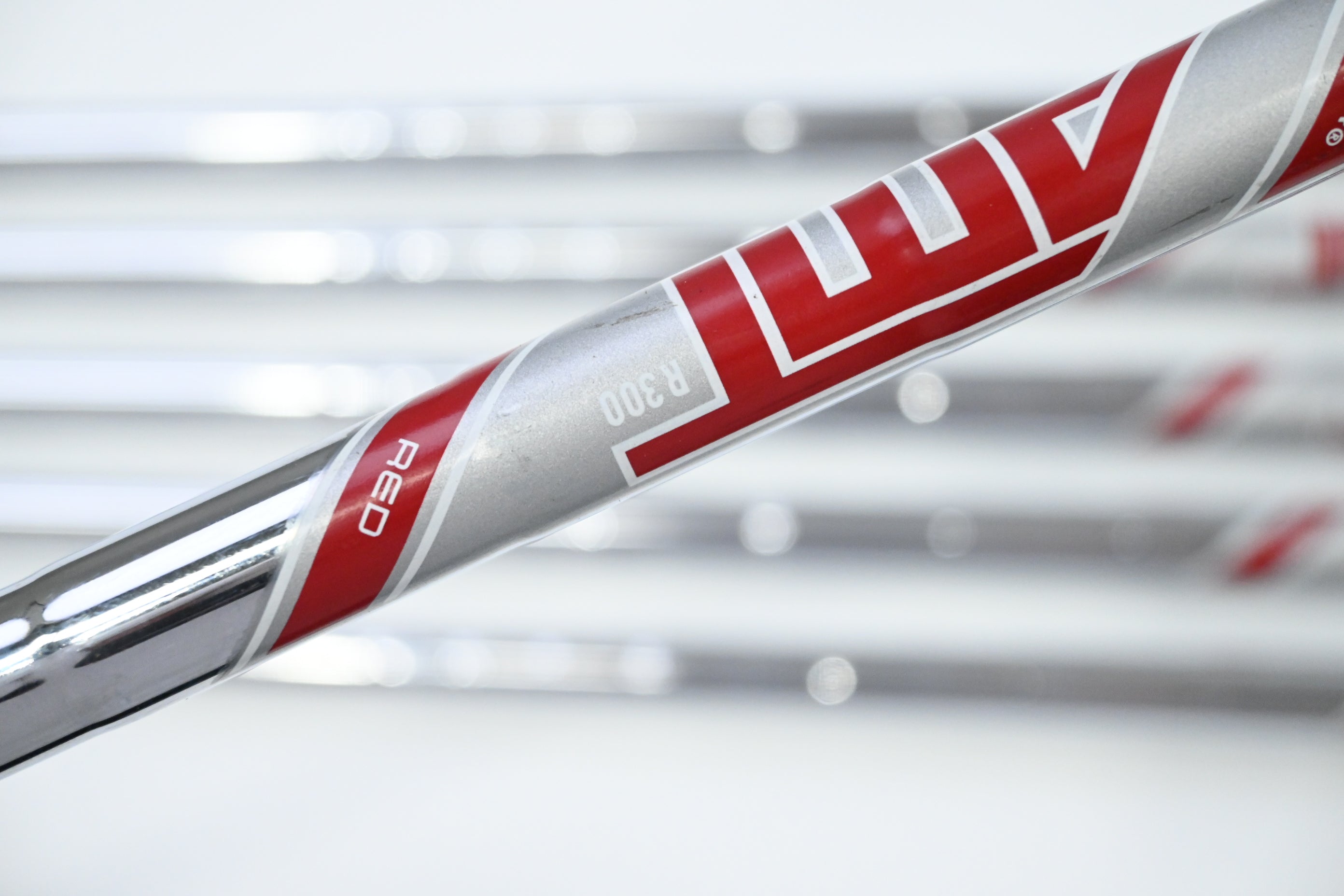 Titleist T200/T300 2021 Combo Irons / 5-PW / Regular Flex AMT Red R300 Shafts