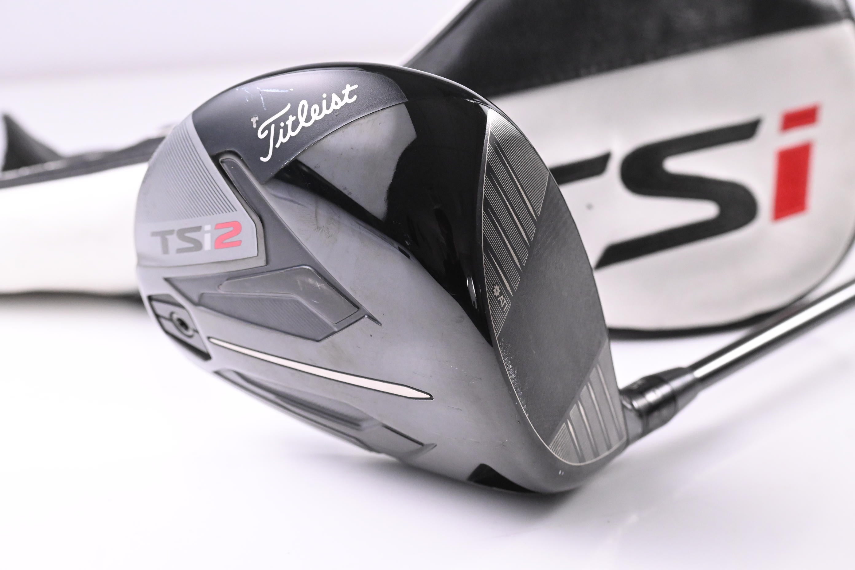 Titleist TSi2 Driver / 10 Degree / Regular Flex Tensei AV RAW Blue 55 w/ SFW