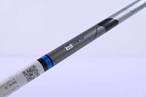 Taylormade SLDR Driver / 10.5 Degree / Regular Flex Fujikura Speeder 57