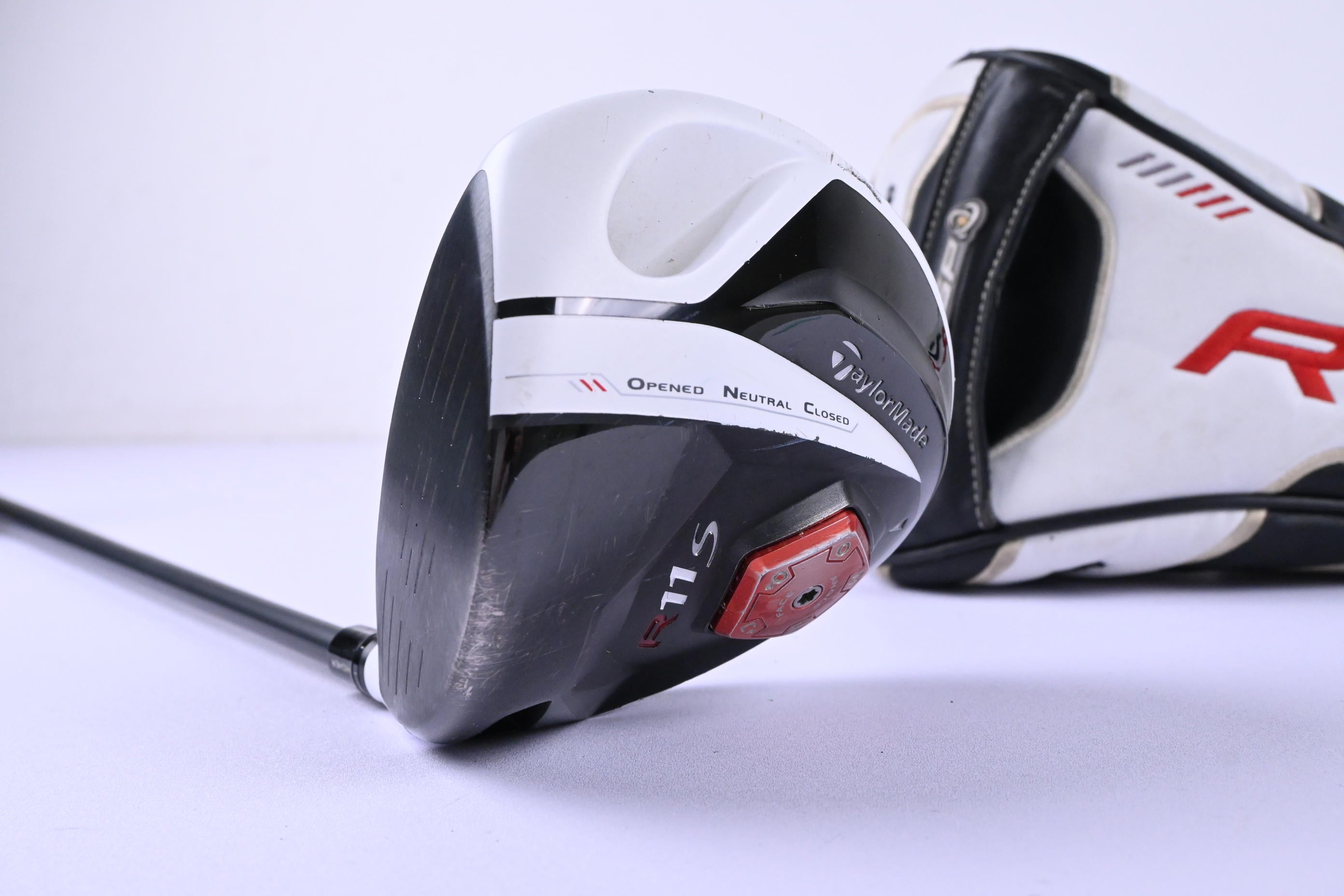 Left Hand Taylormade R11S Driver / 10.5 Degree / Stiff Flex RIP Phenom 70 Shaft