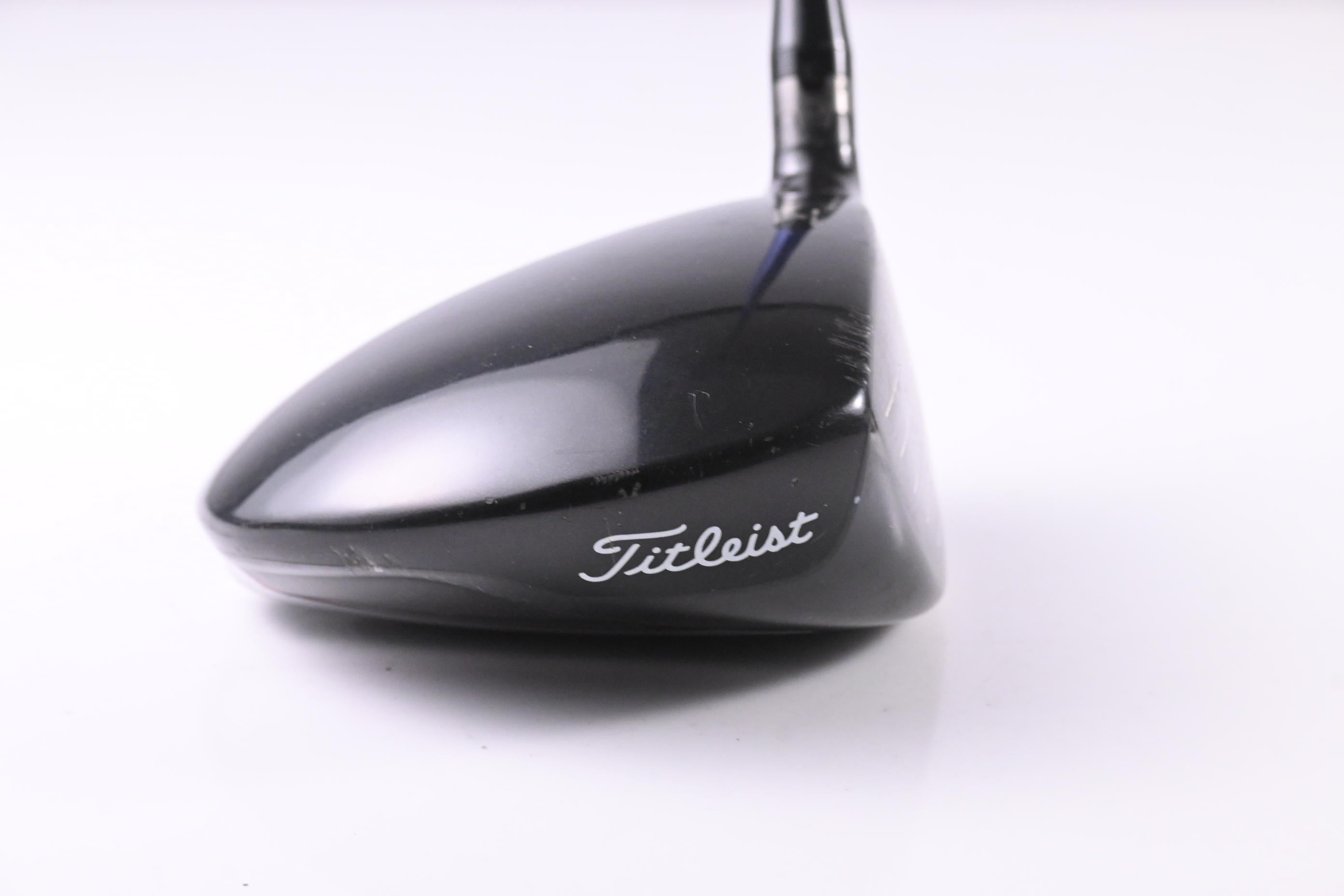 Titleist 913 D2 Driver / 9.5 Degree / Stiff Flex Graphite Design Tour AD YS-6