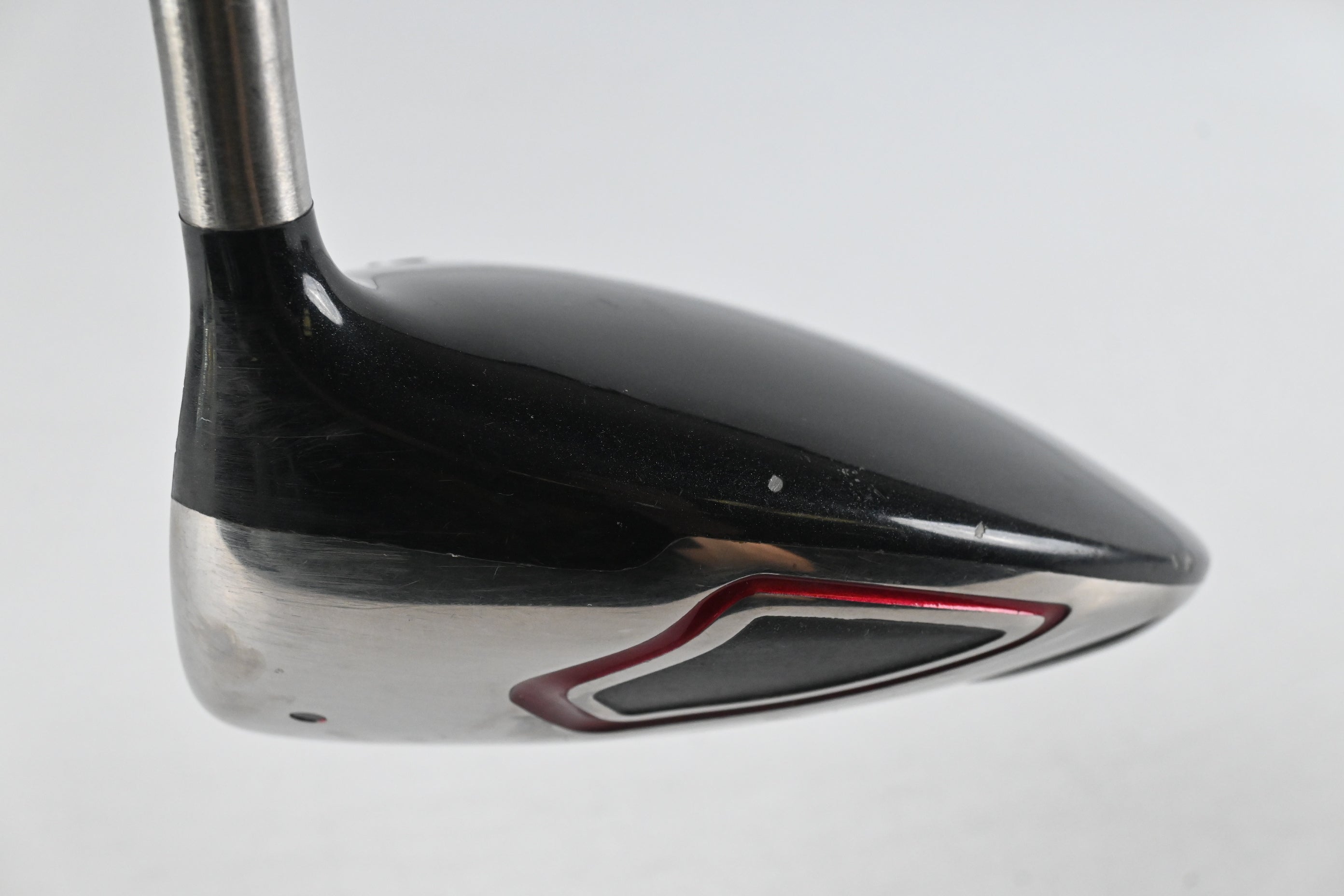 Titleist 909 D Comp Driver / 10.5 Degree / Regular Flex Matrix Ozik Xcon-5 Shaft