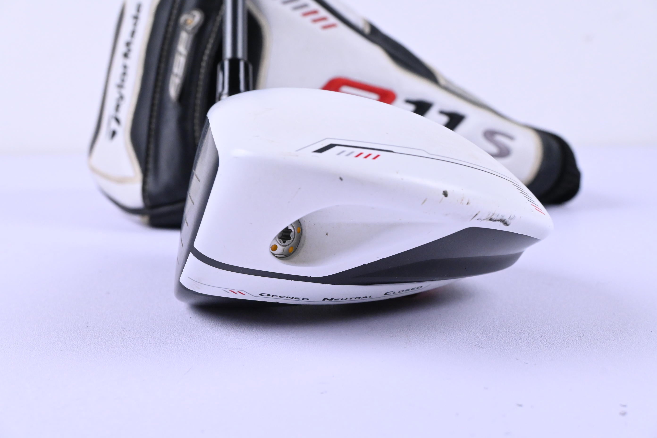 Left Hand Taylormade R11S Driver / 10.5 Degree / Stiff Flex RIP Phenom 70 Shaft