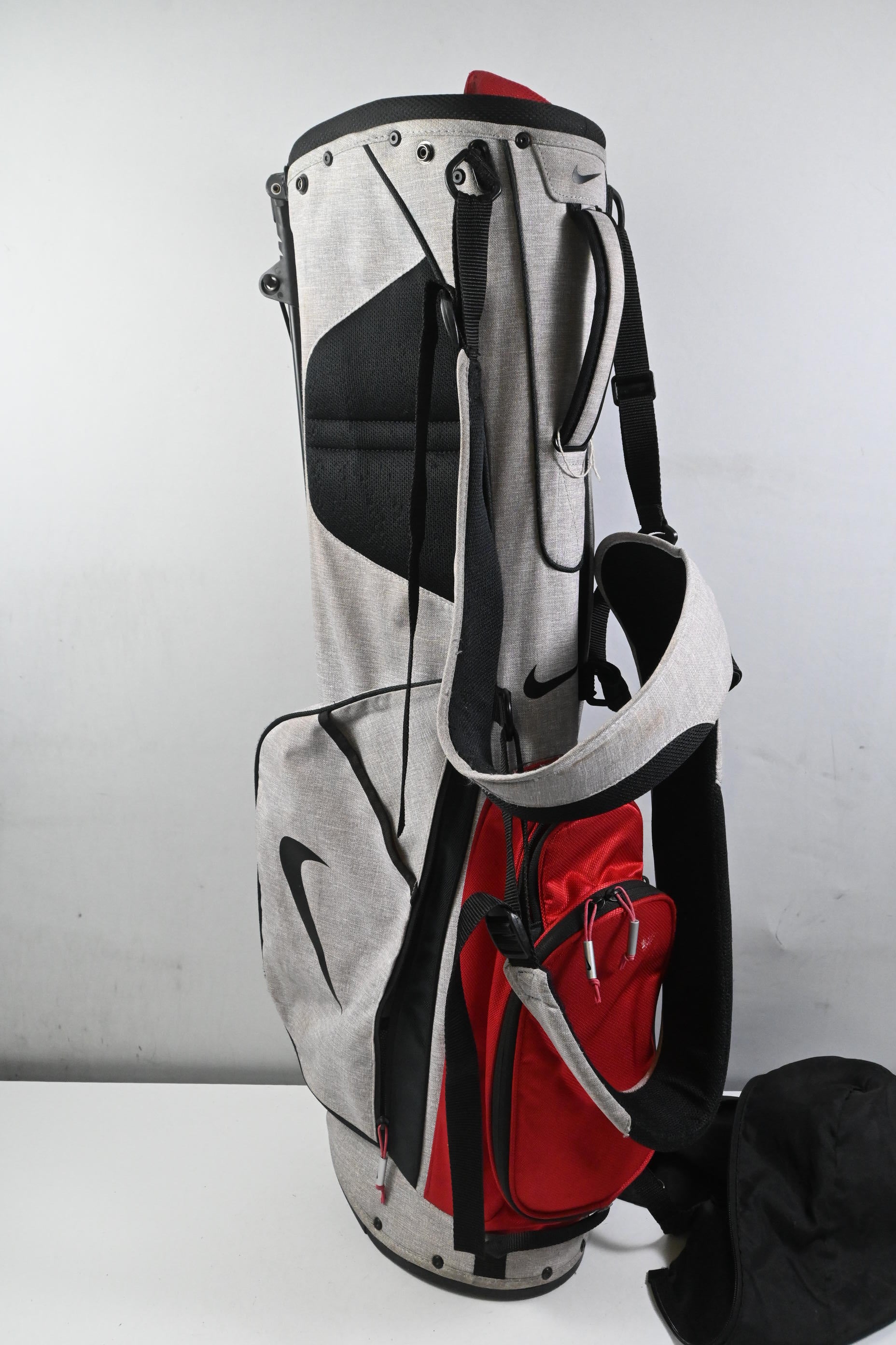 Nike Lite Stand Bag / 5-Way Divider / Grey, Red & Black