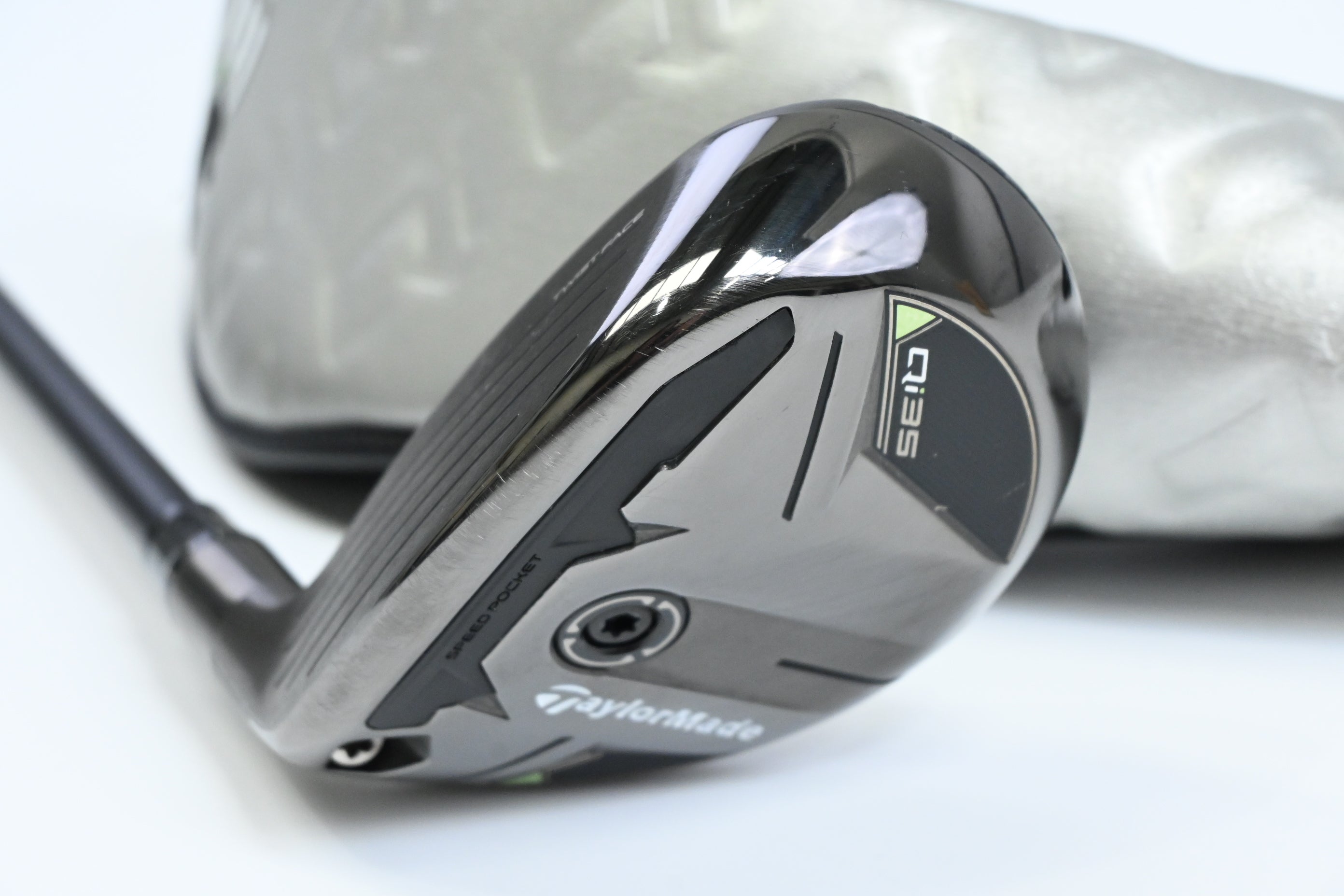 Left Hand Taylormade Qi35 #4 Hybrid / 22 Degree / Regular Flex Ventus Blue 6