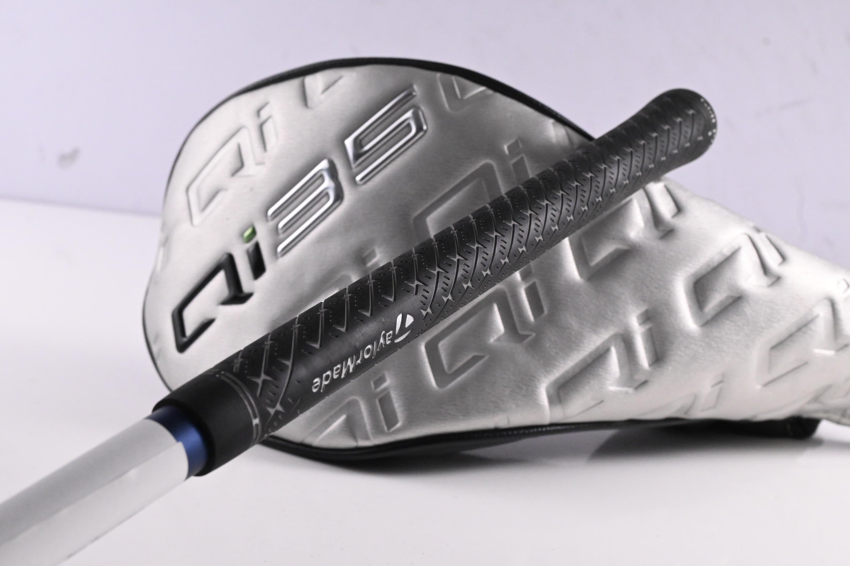 Taylormade Qi35 Driver / 10.5 Degree / Regular Flex Ventus Blue 5 Shaft