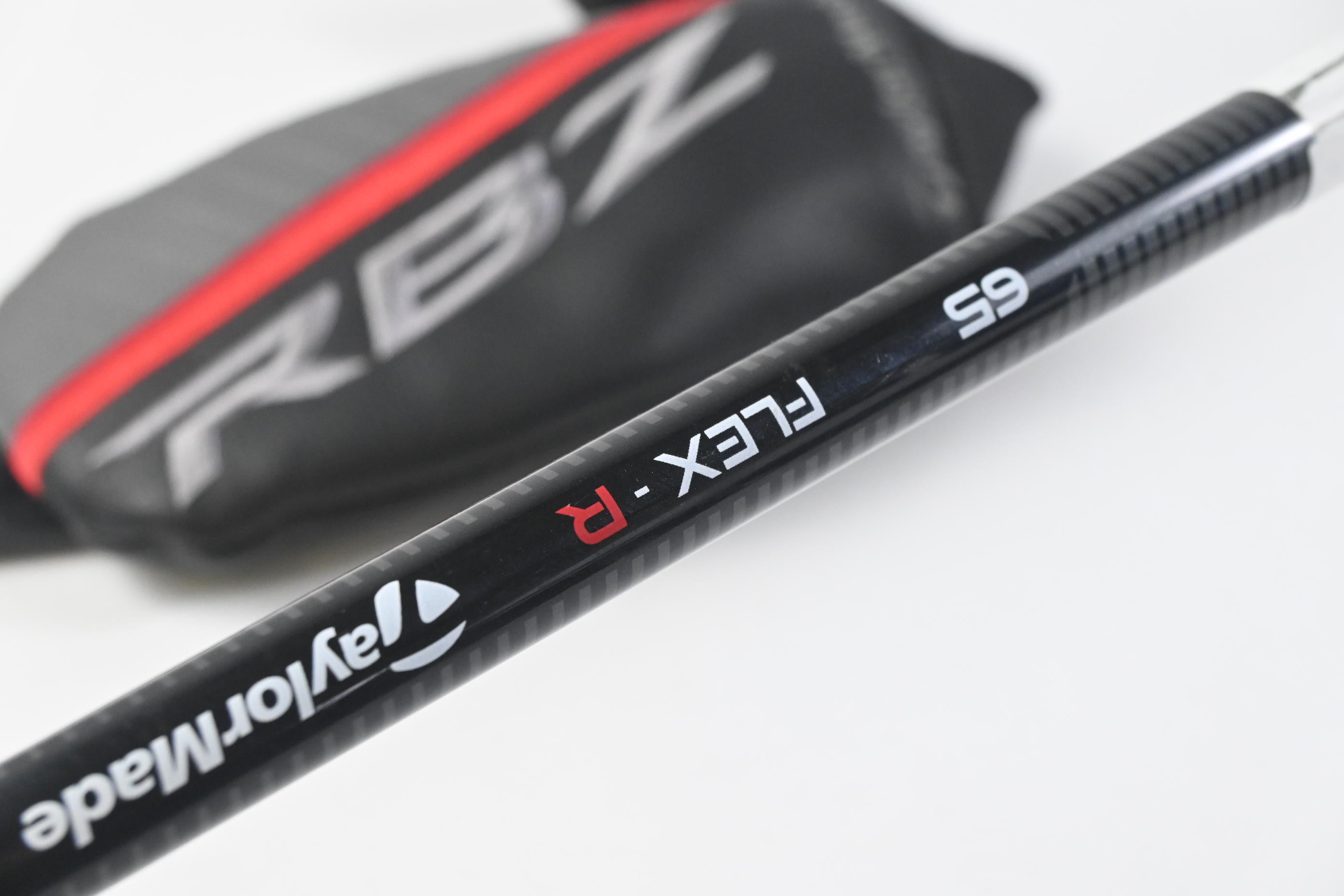 Taylormade RBZ #4 Hybrid / 22 Degree / Regular Flex Taylormade RBZ 65 Shaft