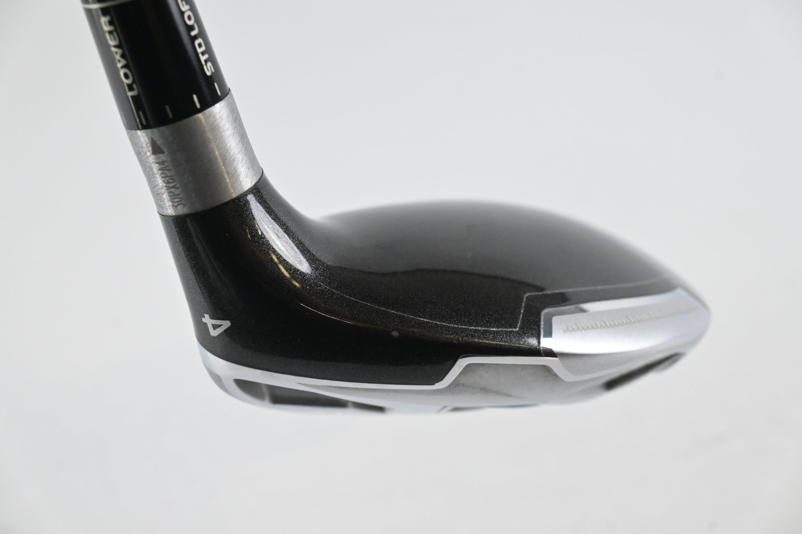 Taylormade SLDR #4 Hybrid / 21 Degree / Stiff Flex Fujikura Motore Speeder Shaft