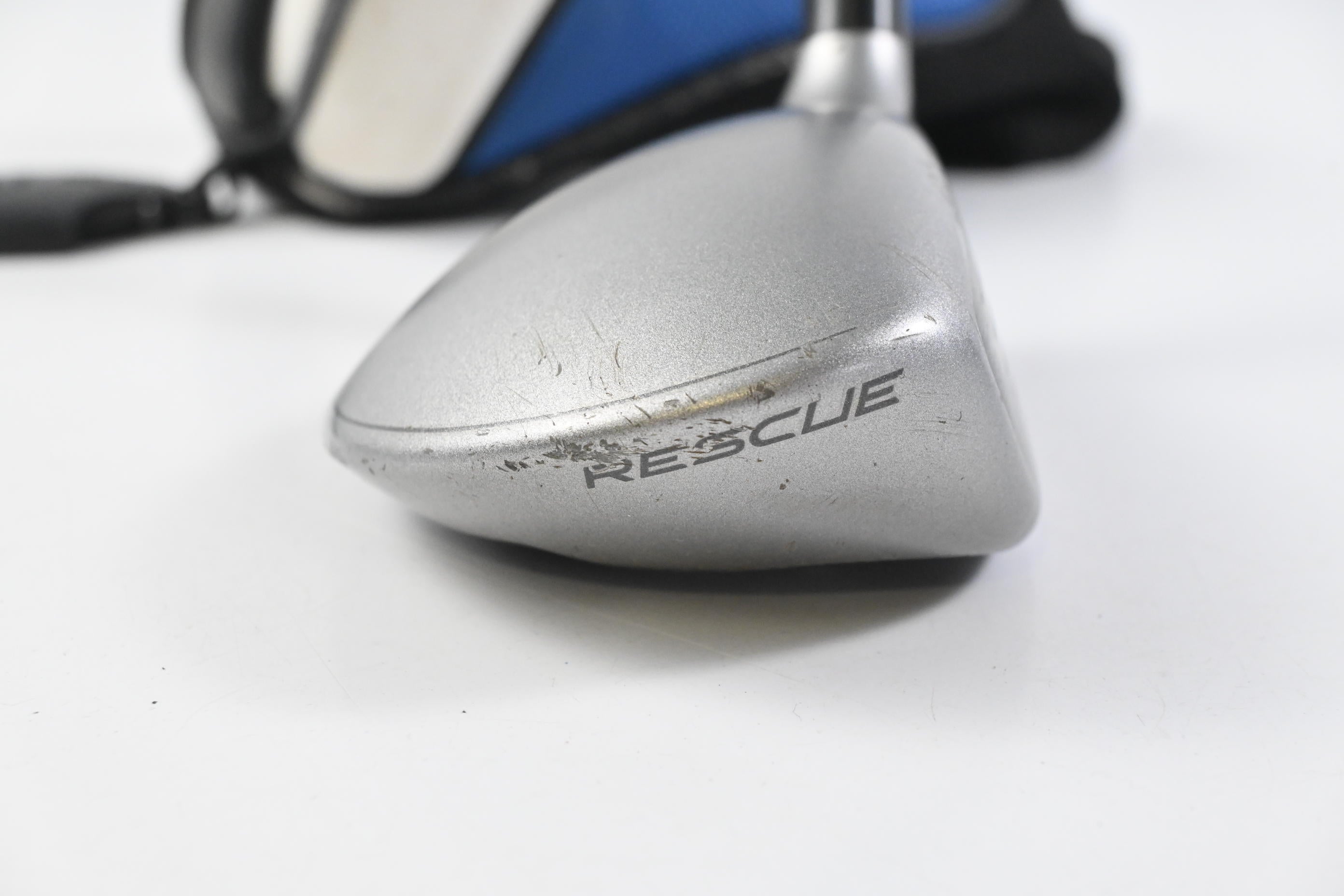 Taylormade SLDR-S #3 Hybrid / 19 Degree / Regular Flex Fujikura Speeder 72 Shaft