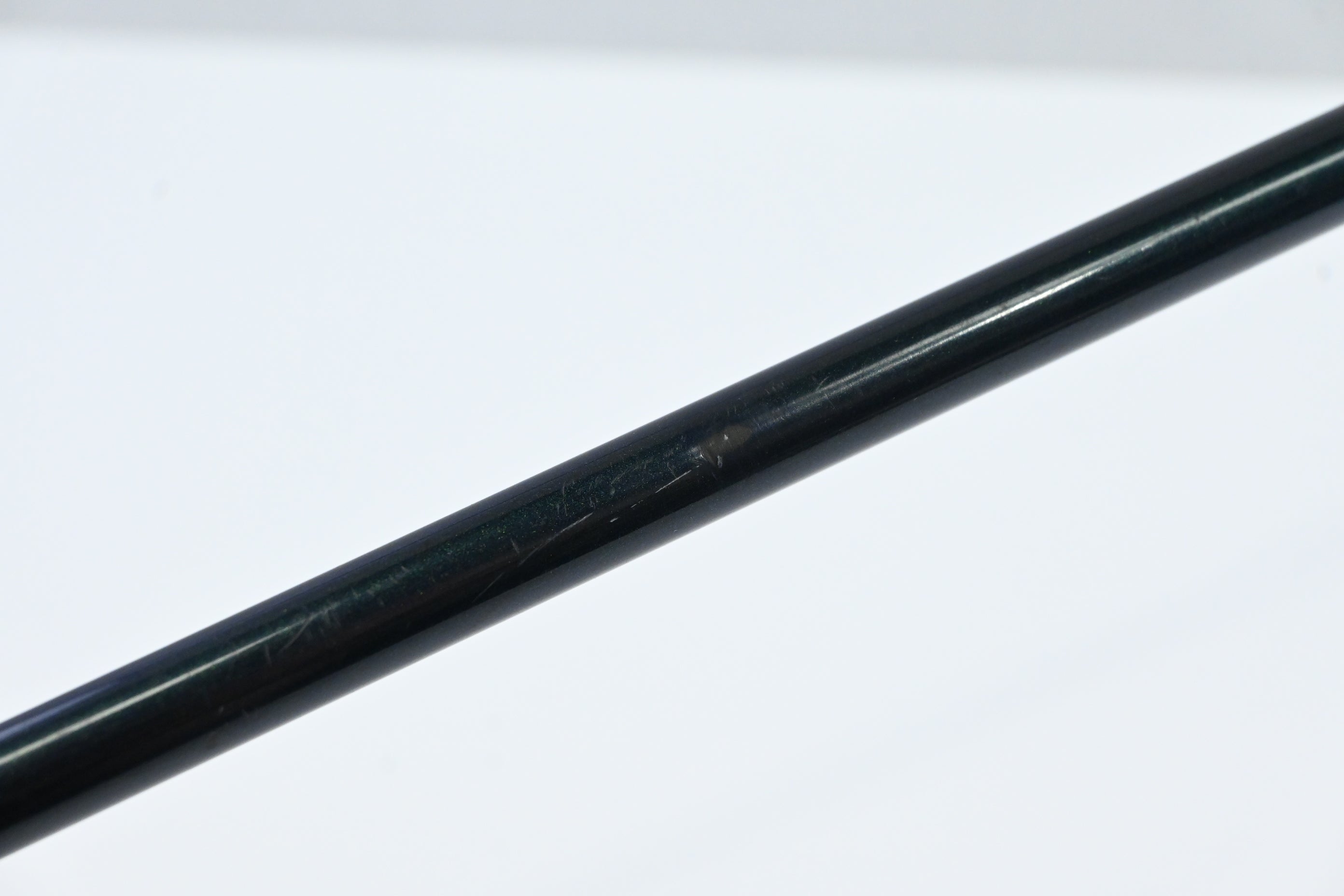 Titleist 975 J Driver / 9.5 Degree / Stiff Flex Graphite Design YS-6 Shaft