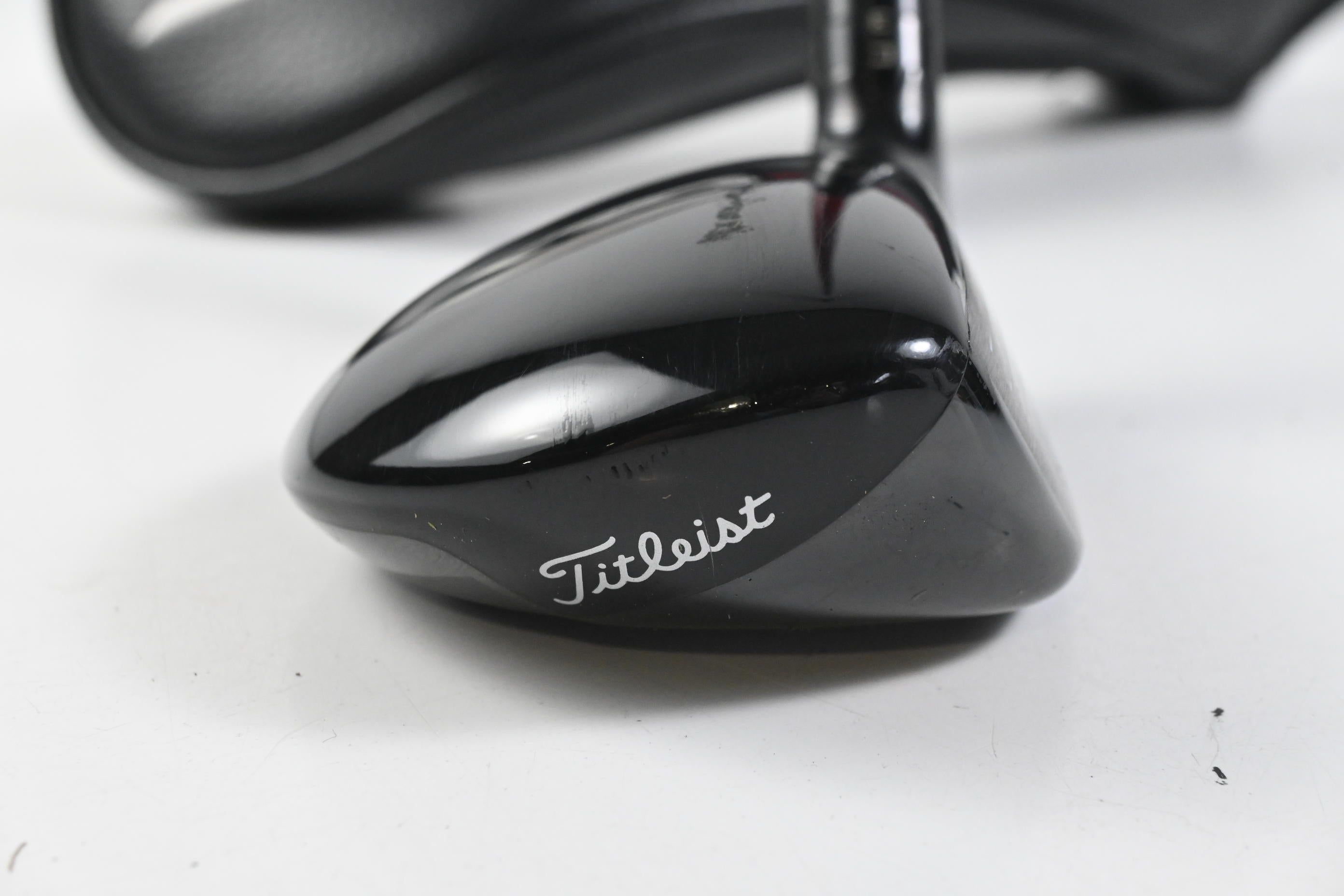 Titleist GT1 #5 Hybrid / 23 Degree / Regular Flex Denali Red 60 Shaft