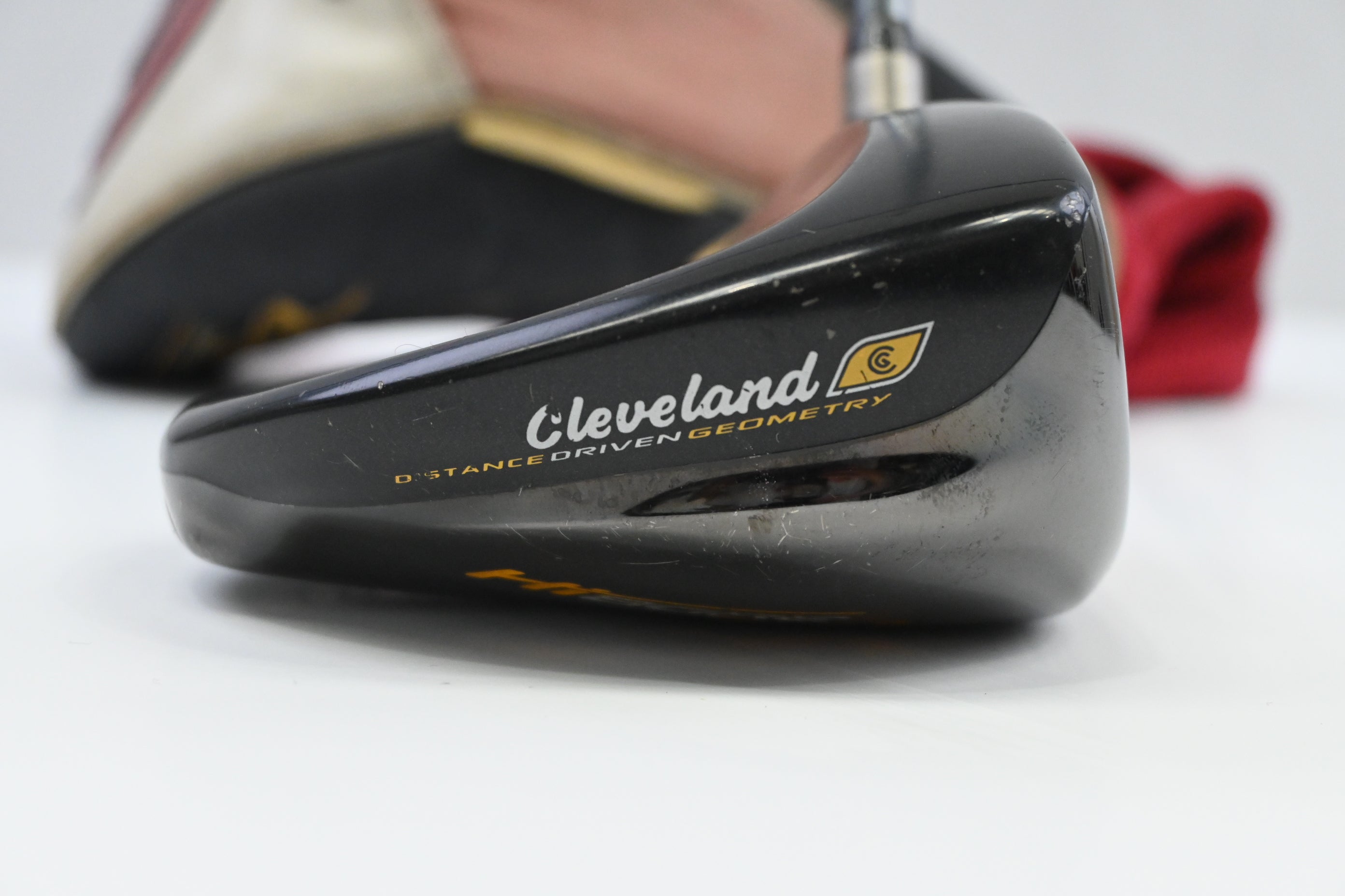 Cleveland HiBore XL Driver / 10.5 Degree / Regular Flex Fujikura Fit-On-Gold