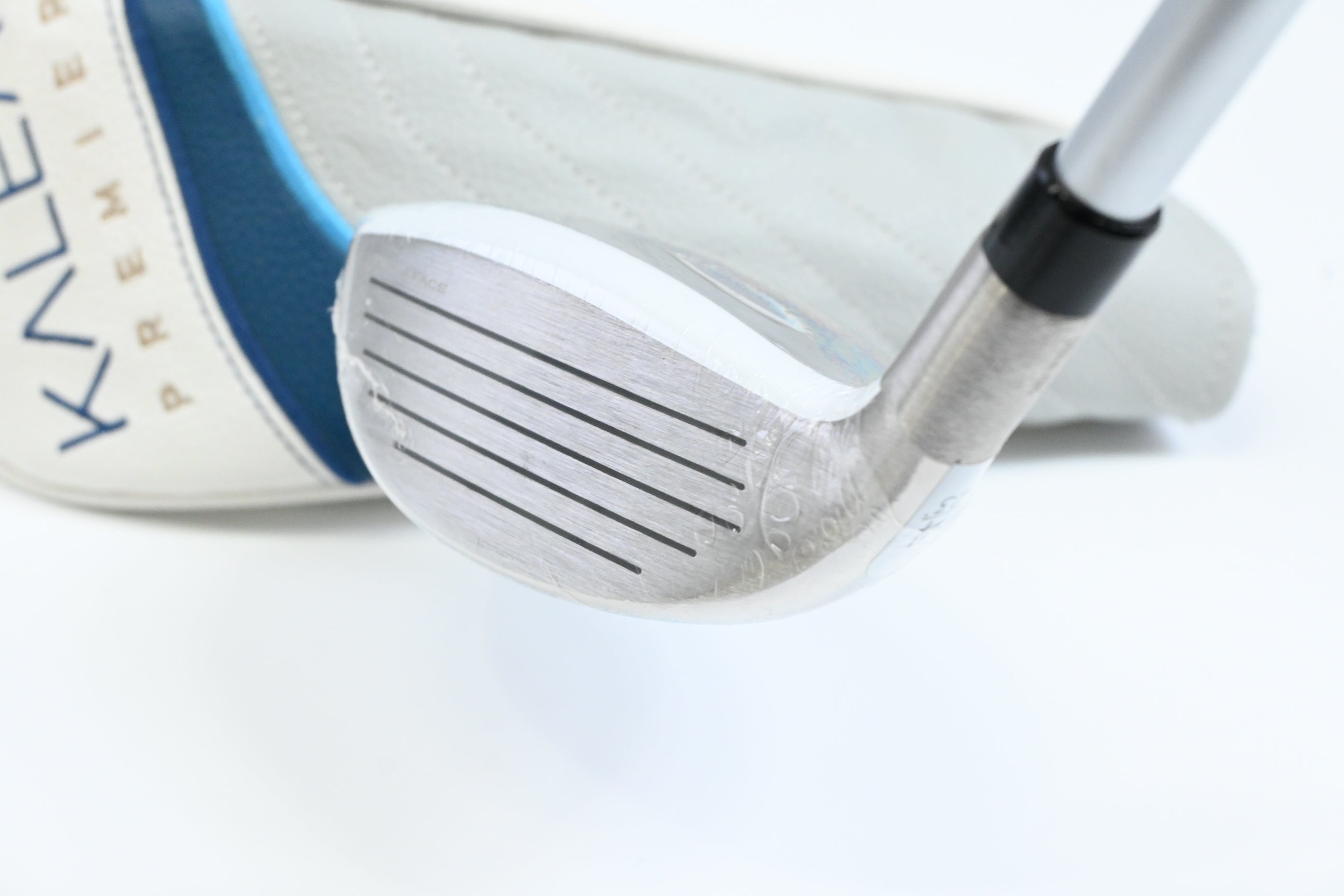 Ladies Taylormade Kalea Premier #4 Hybrid / 23 Degree / Ladies Flex Taylormade