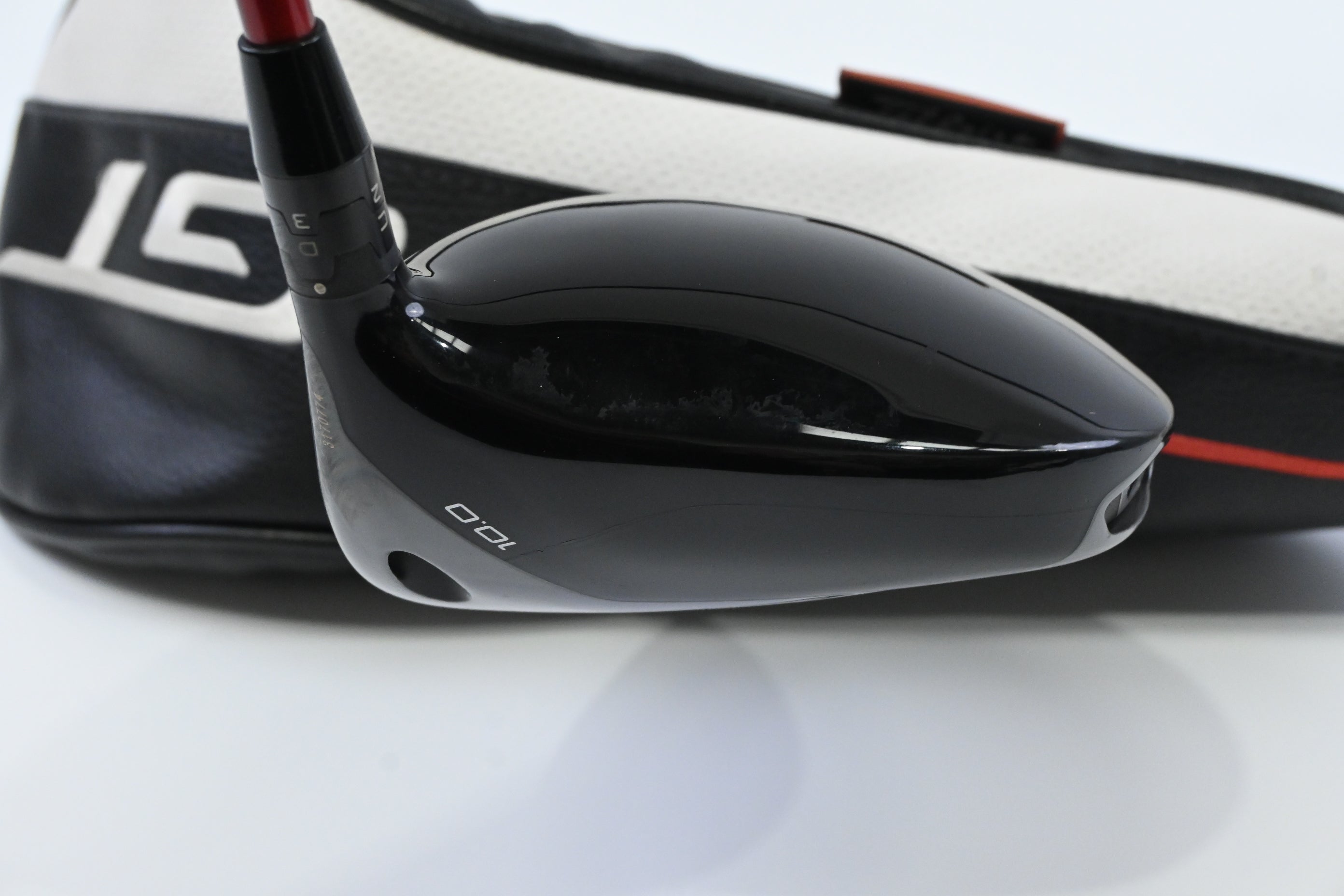 Titleist GT2 Driver / 10 Degree / Regular Flex Denali Red 50 Shaft