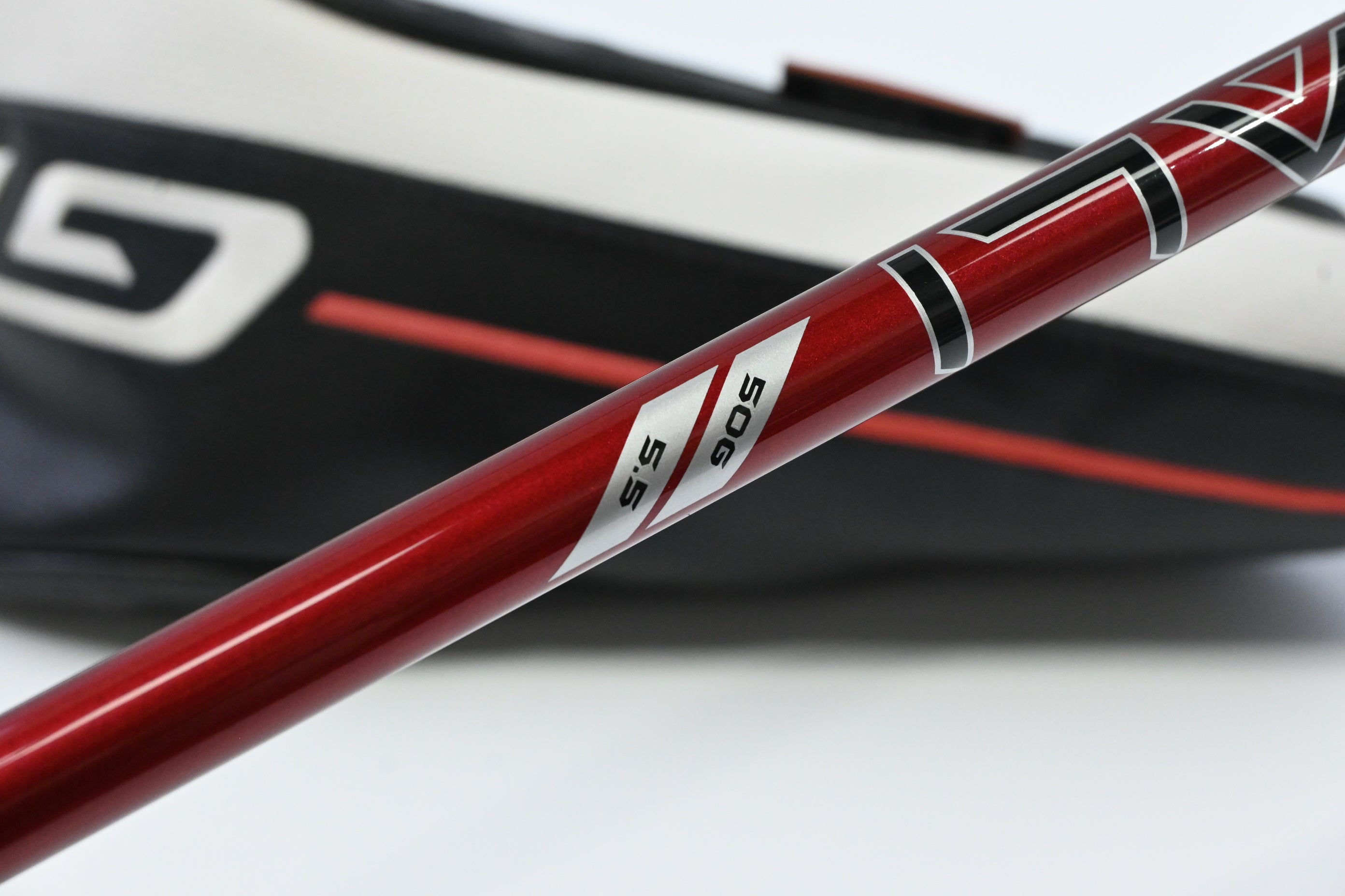 Titleist GT2 Driver / 10 Degree / Regular Flex Denali Red 50 Shaft