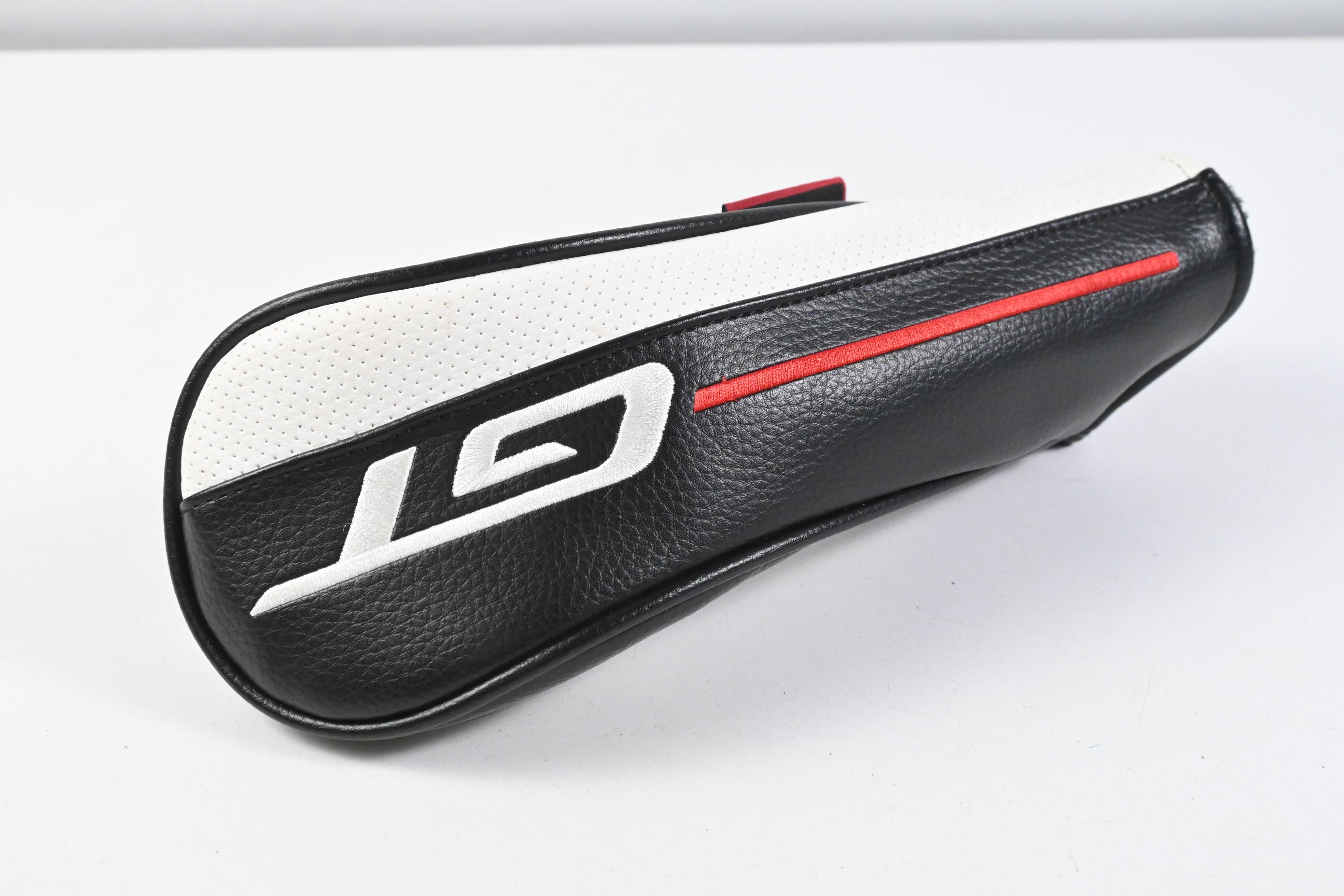 Titleist GT1 #5 Hybrid / 23 Degree / Regular Flex Denali Red 60 Shaft