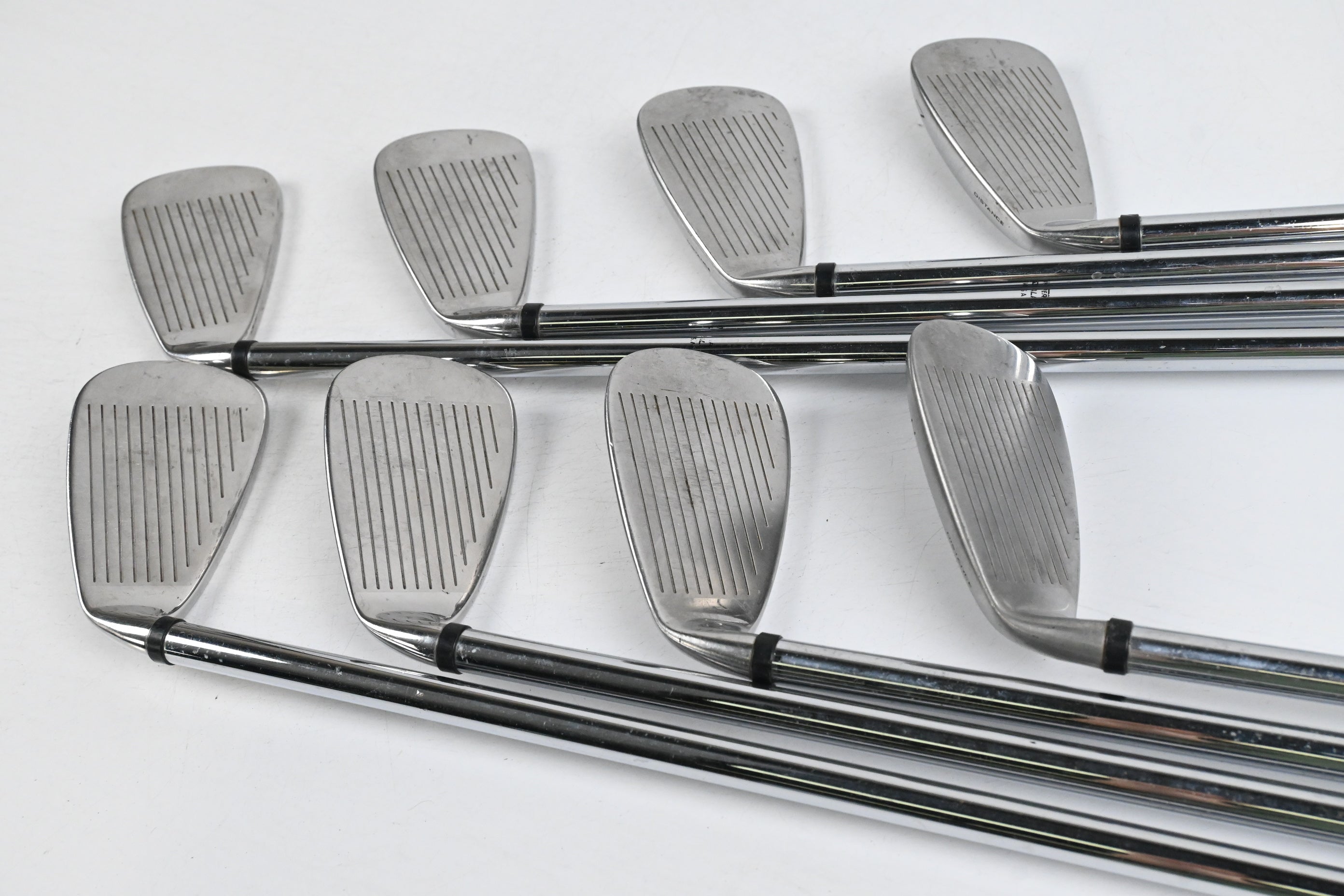 Wilson Deep Red Irons / 4-PW+SW / Regular Flex Wilson Step Control Shafts