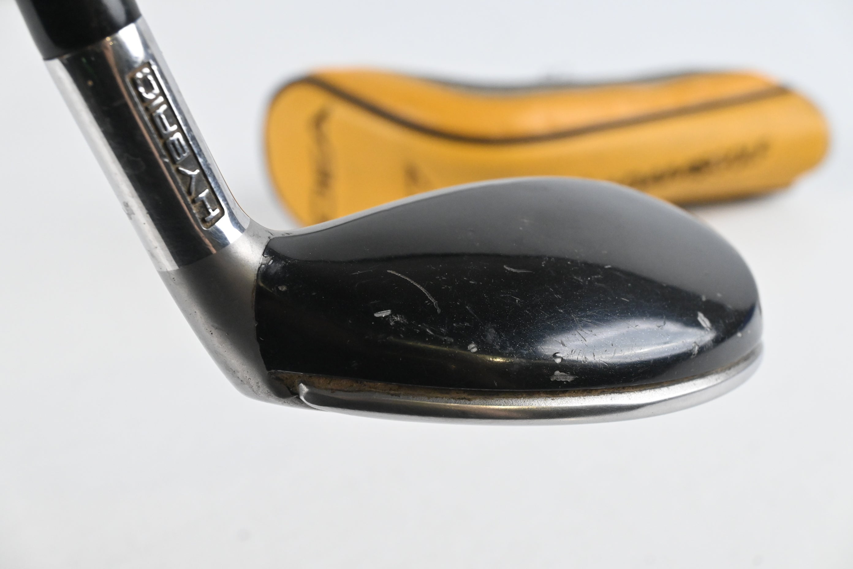 Adams Idea A7 #4 Hybrid / 22 Degree / Regular Flex Proforce Axivcore 85 Shaft