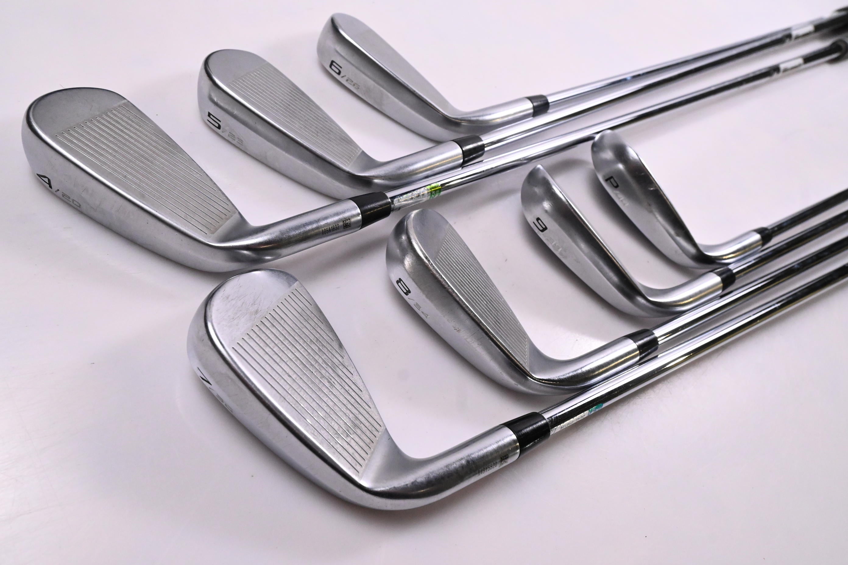 Cleveland CBX Irons / 4-PW / Regular Flex Dynamic Gold DST 98 R300 Shafts