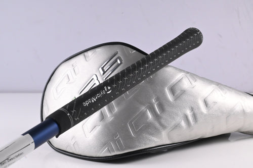Taylormade Qi35 Driver / 10.5 Degree / Regular Flex Ventus Blue 5 Shaft