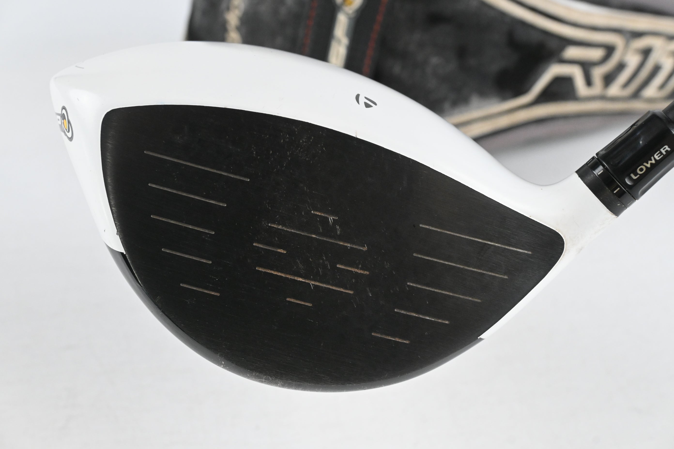 Taylormade R11 Driver / 9 Degree / Stiff Flex Fujikura Blur 60 Shaft