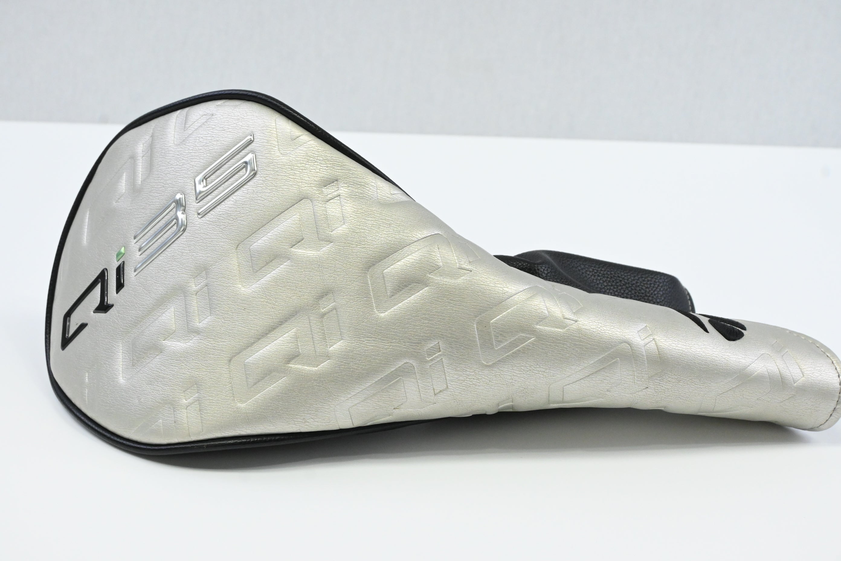 Taylormade Qi35 Max Lite Driver / 12 Degree / Senior Flex Fujikura Ventus TR Red
