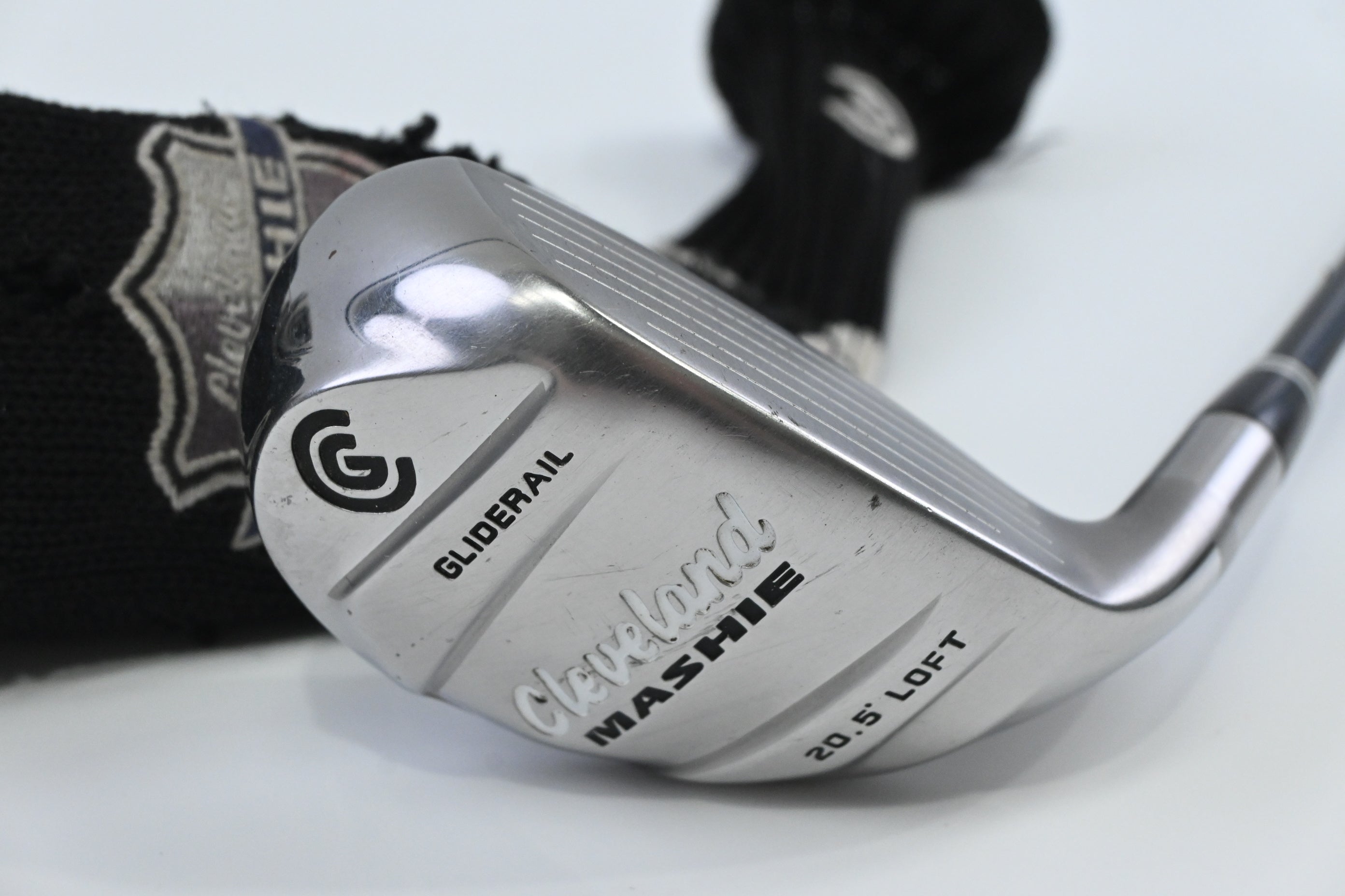 Cleveland Mashie #3 Hybrid / 20.5 Degree / Regular Flex Miyazaki 59 Shaft