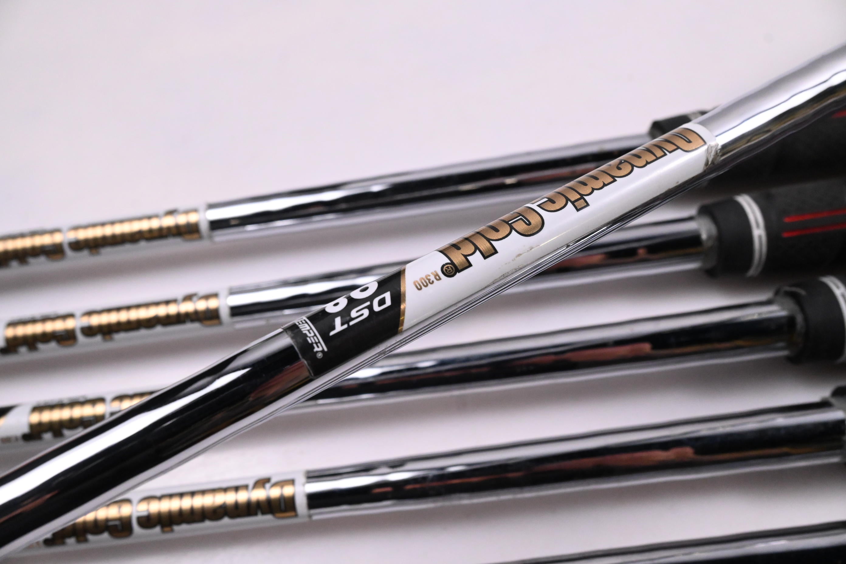 Cleveland CBX Irons / 4-PW / Regular Flex Dynamic Gold DST 98 R300 Shafts