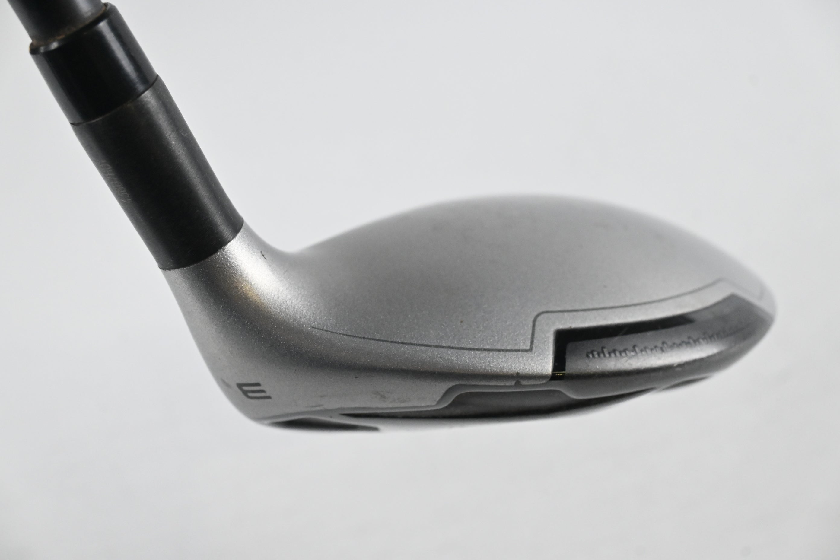 Taylormade SLDR-S #3 Hybrid / 19 Degree / Stiff Flex Fujikura Speeder 72 Shaft