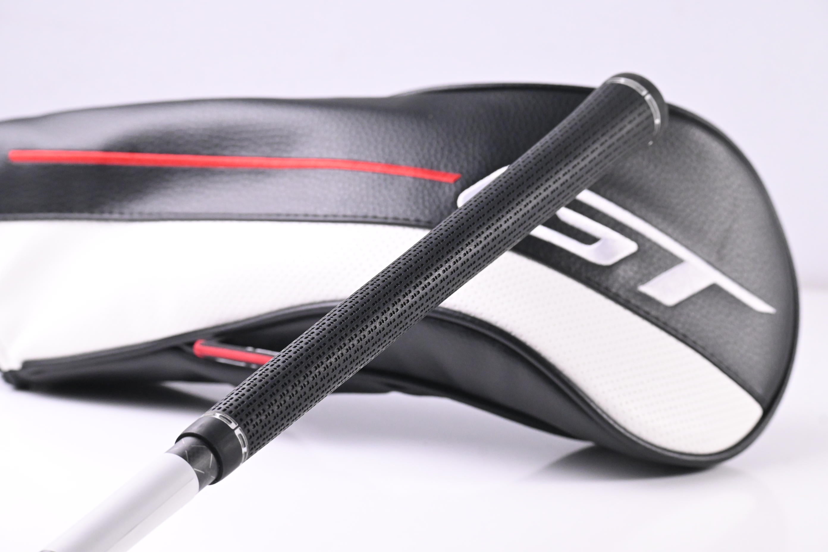 Titleist GT1 Driver / 10 Degree / Regular Flex Tensei 1K Black 55 Shaft