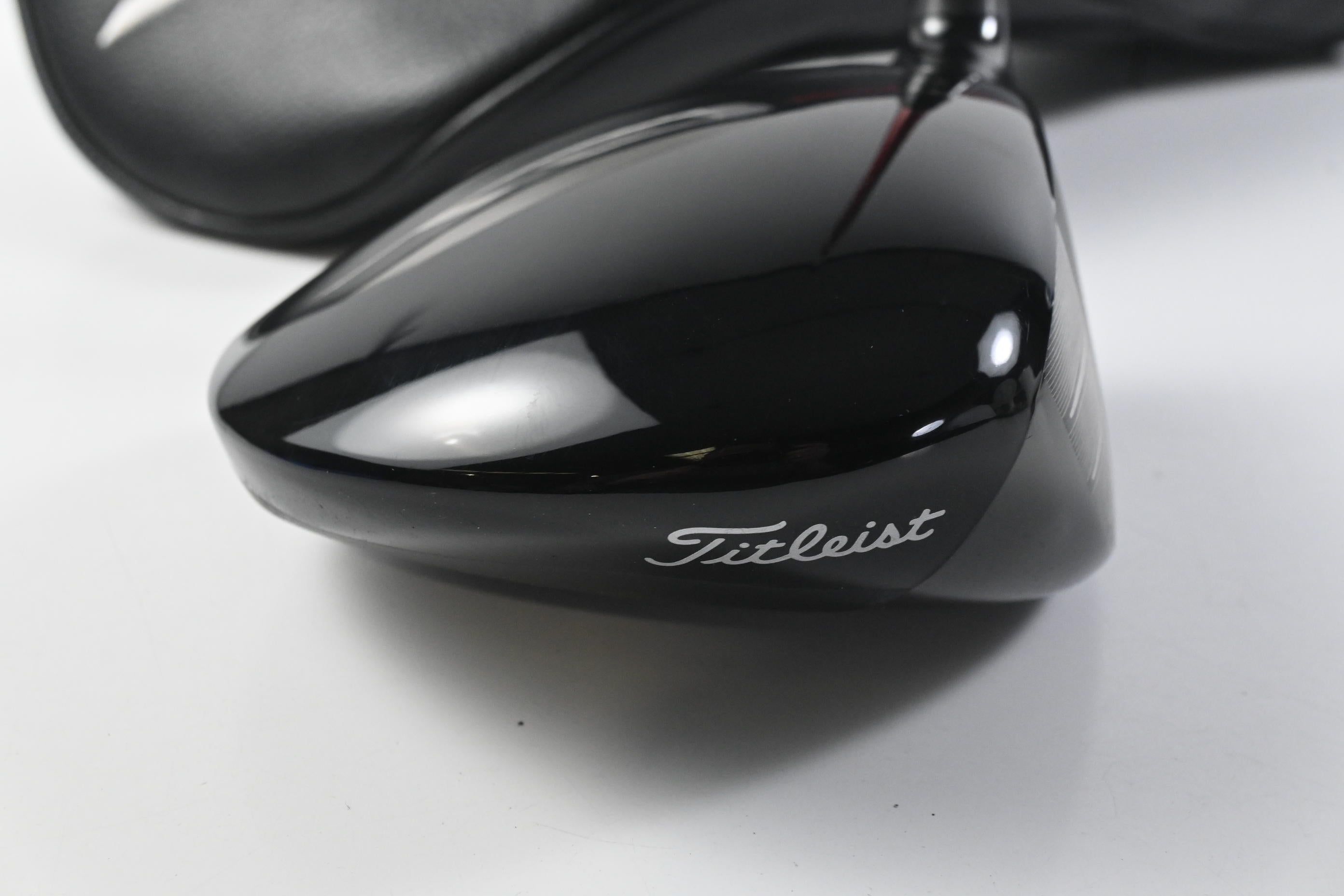Titleist GT2 Driver / 11 Degree / Stiff Flex Denali Red 50 Shaft