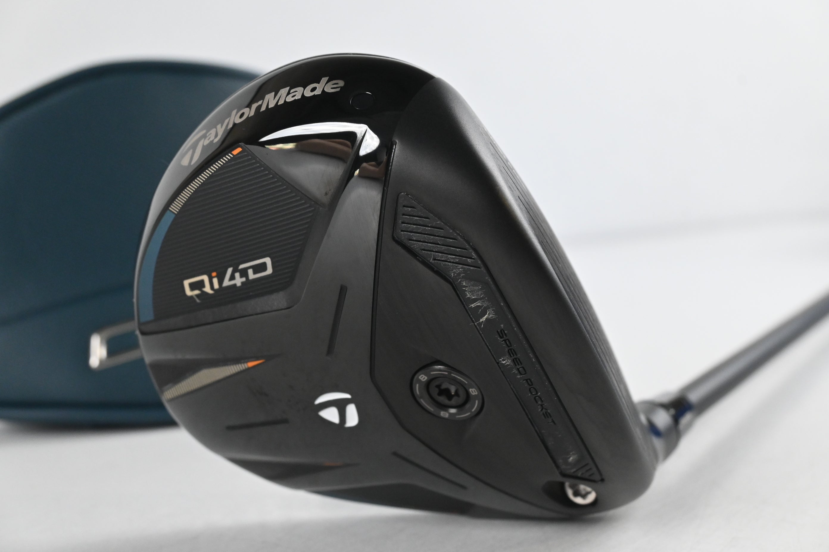 Taylormade Qi4D #7 Wood / 21 Degree / Stiff Flex Reax 65 shaft