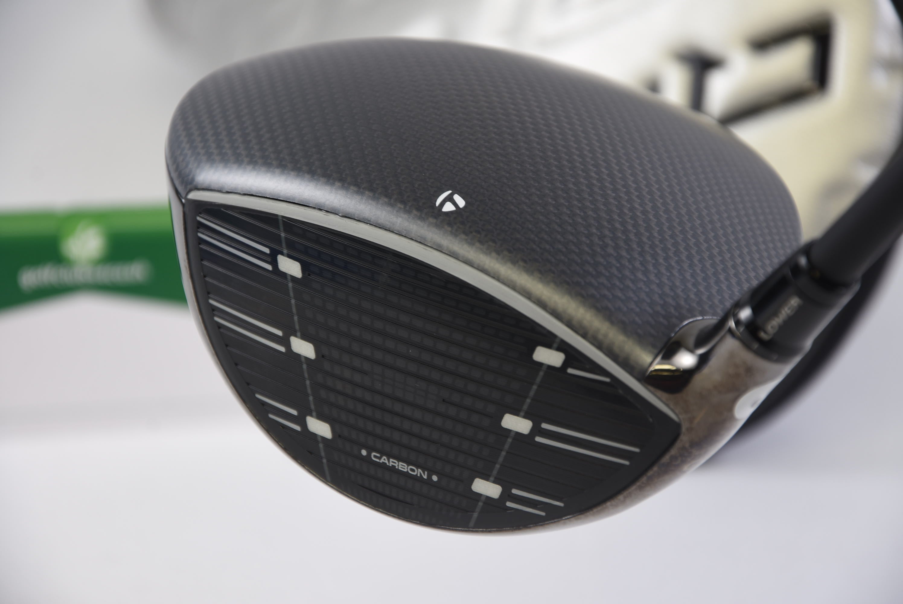 Taylormade Qi35 LS Driver / 9 Degree / Stiff Flex Kai'li Dark Waves White 60