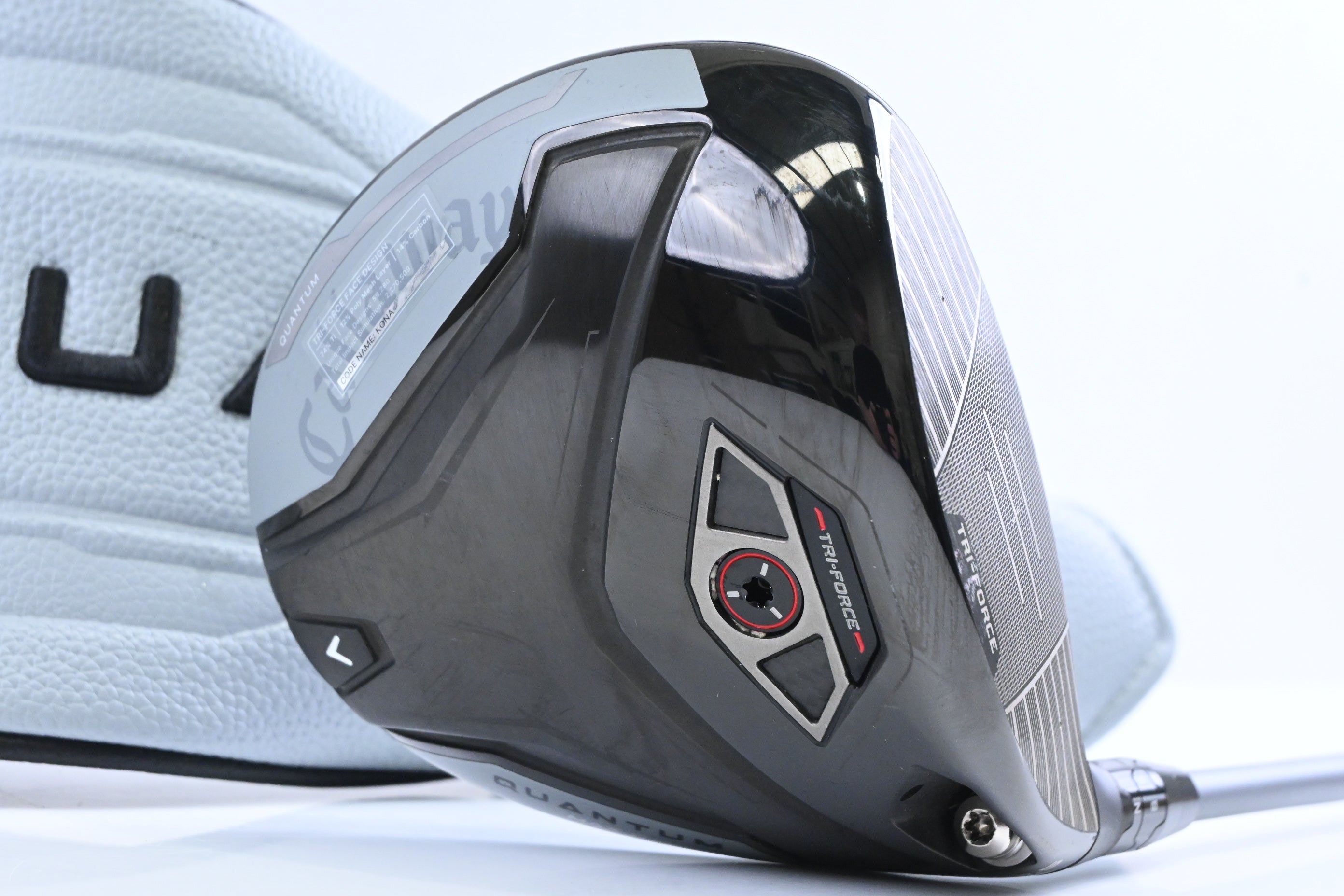 Callaway Quantum Max D Driver / 10.5 Degree / Regular Flex Denali Frost Silver