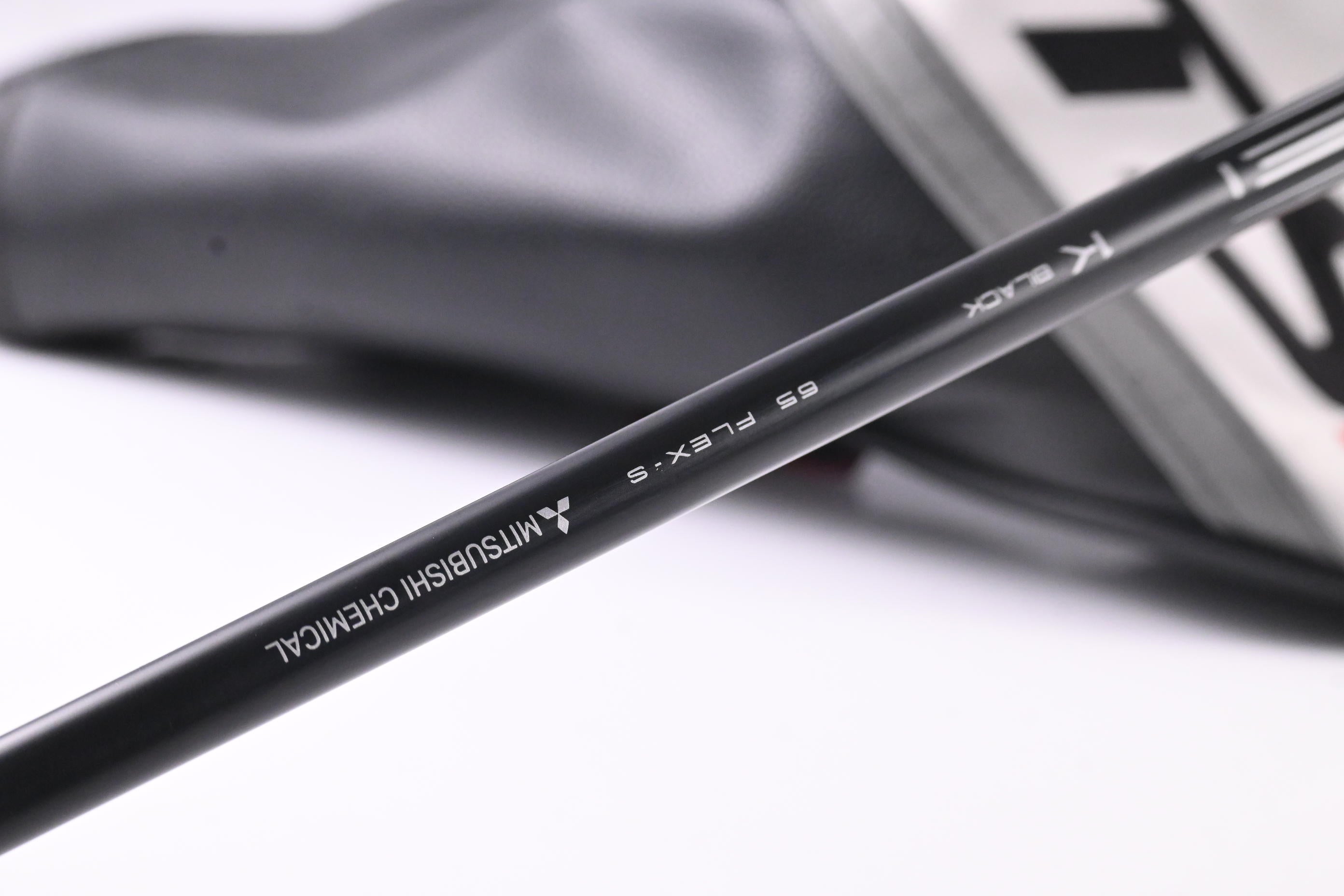 Titleist TSR3 Driver / 10 Degree / Stiff Flex Mitsubishi Tensei 1K Black 65 Shaft