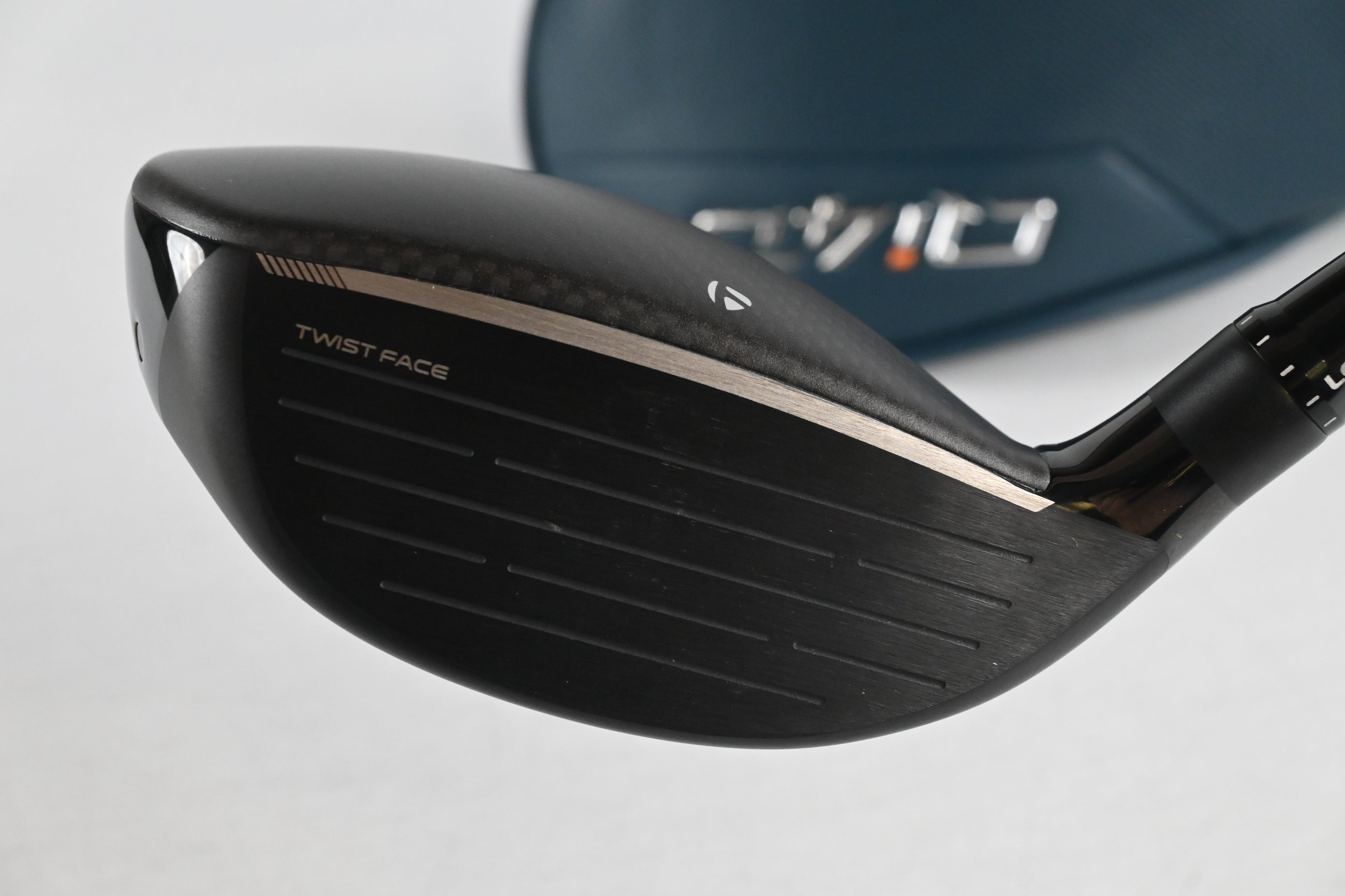Taylormade Qi4D #7 Wood / 21 Degree / Stiff Flex Reax 65 shaft