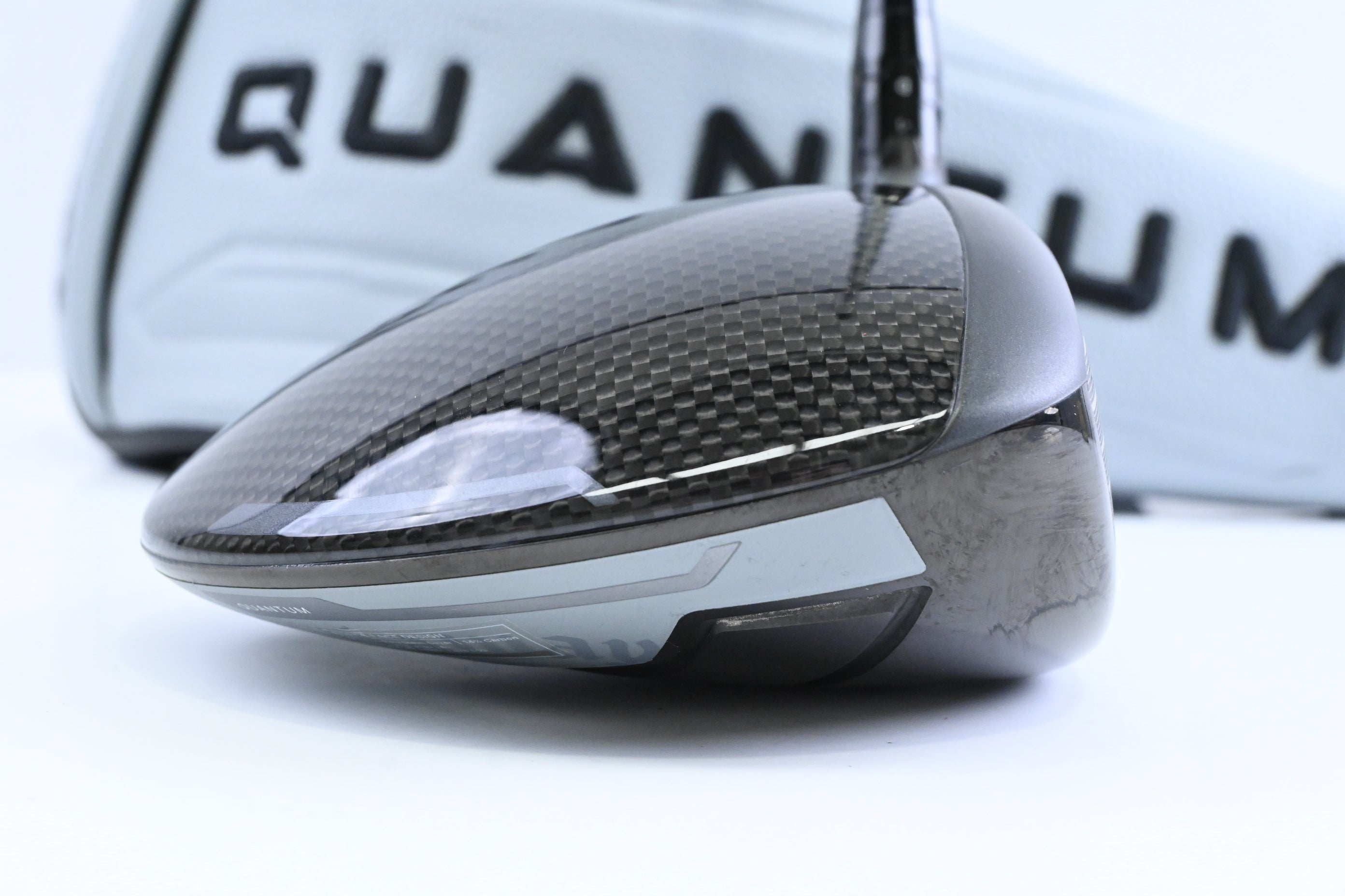 Callaway Quantum Max D Driver / 10.5 Degree / Regular Flex Denali Frost Silver